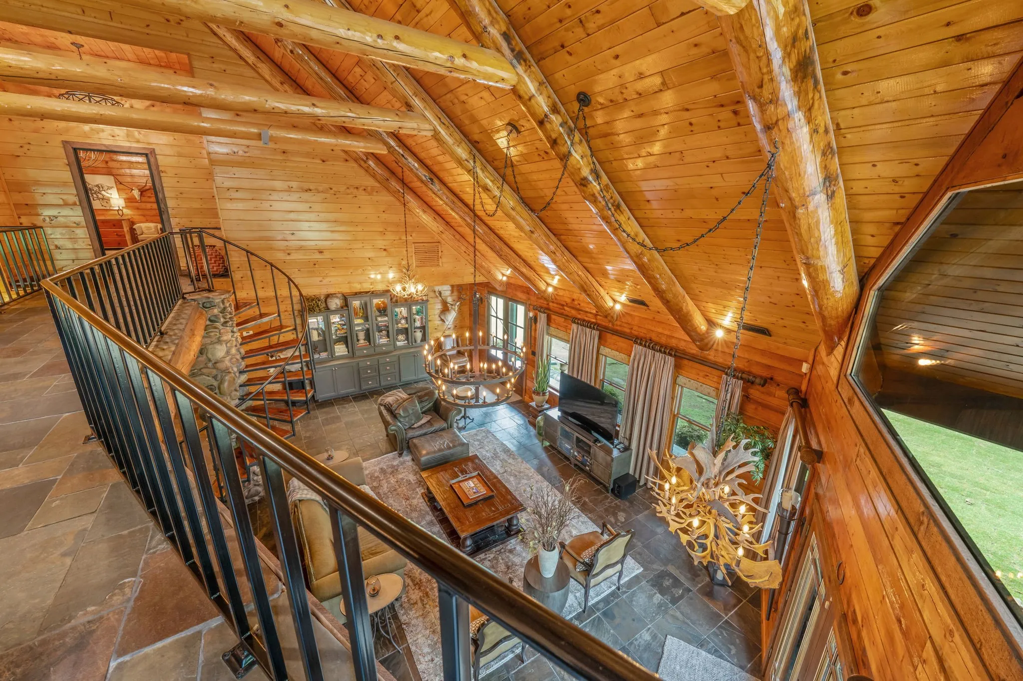 Farm For Sale in Wood County , 199 PR 5260, Quitman, Texas 75783, 5 Bedroom, 5 Bathroom, 2 Garage spaces, 5,550 Sqft, built in 2011, mls#21301328, Real Estate Agent in Quitman, Homes For Sale in Wood county, Homes For Sale in Quitman, Realtor in Quitman Texas, Real Estate Brokerage Independent Realty Texas, Luminita Cordes Realtor
