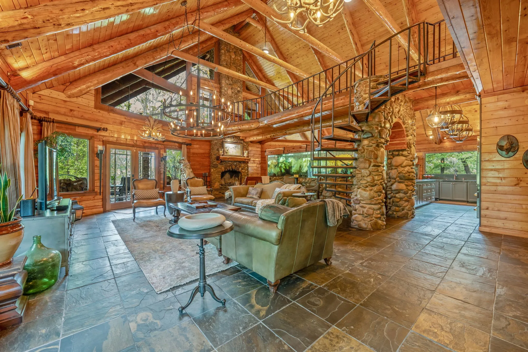 Farm For Sale in Wood County , 199 PR 5260, Quitman, Texas 75783, 5 Bedroom, 5 Bathroom, 2 Garage spaces, 5,550 Sqft, built in 2011, mls#21301328, Real Estate Agent in Quitman, Homes For Sale in Wood county, Homes For Sale in Quitman, Realtor in Quitman Texas, Real Estate Brokerage Independent Realty Texas, Luminita Cordes Realtor