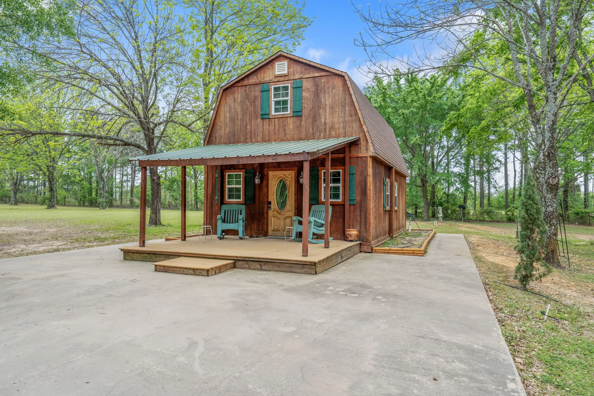 Farm For Sale in Wood County , 199 PR 5260, Quitman, Texas 75783, 5 Bedroom, 5 Bathroom, 2 Garage spaces, 5,550 Sqft, built in 2011, mls#21301328, Real Estate Agent in Quitman, Homes For Sale in Wood county, Homes For Sale in Quitman, Realtor in Quitman Texas, Real Estate Brokerage Independent Realty Texas, Luminita Cordes Realtor