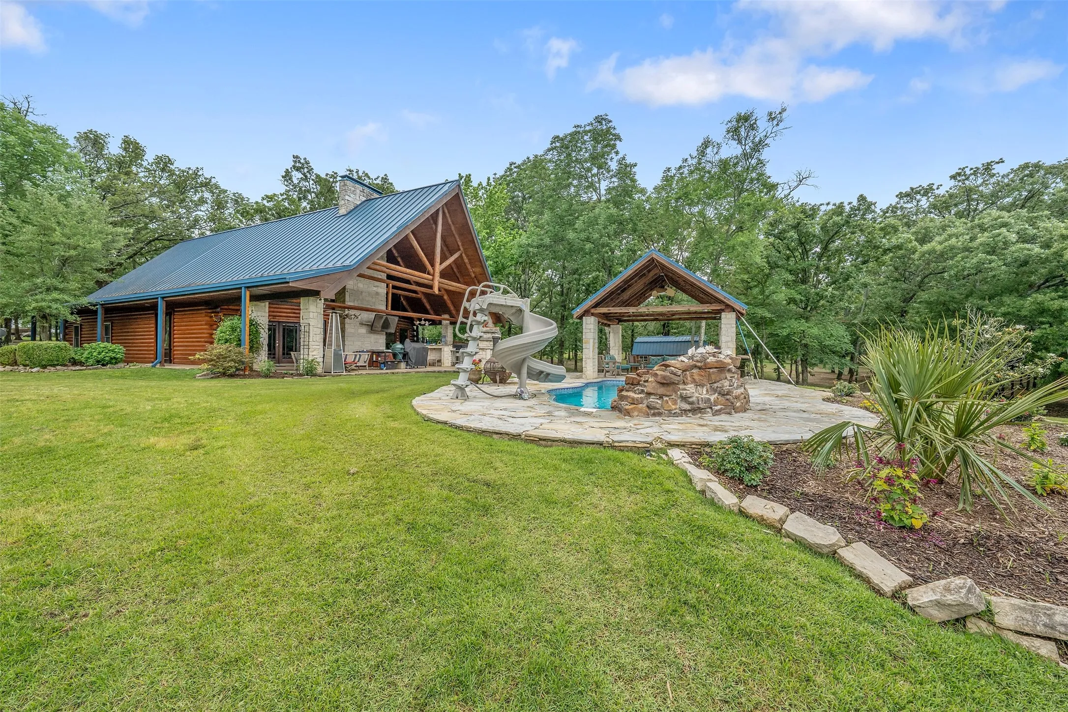 Farm For Sale in Wood County , 199 PR 5260, Quitman, Texas 75783, 5 Bedroom, 5 Bathroom, 2 Garage spaces, 5,550 Sqft, built in 2011, mls#21301328, Real Estate Agent in Quitman, Homes For Sale in Wood county, Homes For Sale in Quitman, Realtor in Quitman Texas, Real Estate Brokerage Independent Realty Texas, Luminita Cordes Realtor