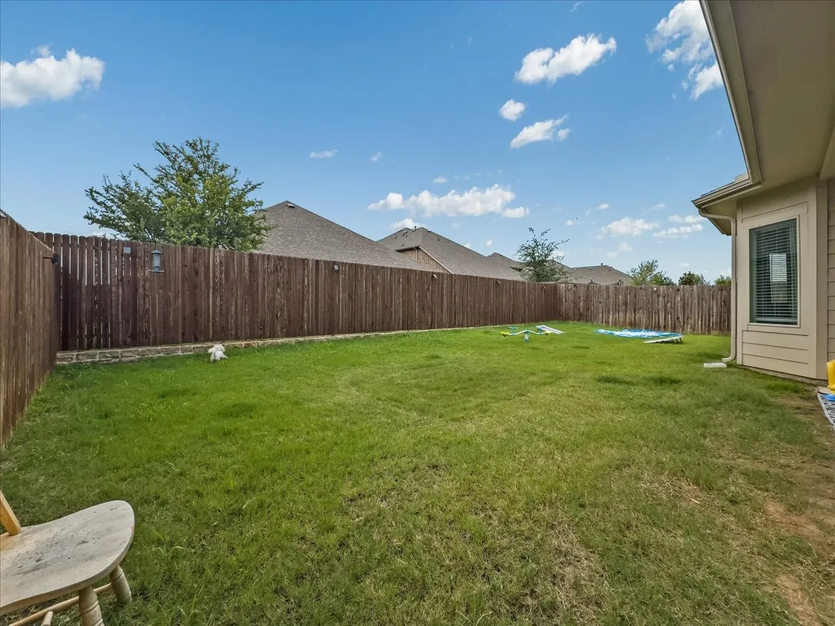 Single Family Residence For Sale in Rockwall County , 377 Edmund Lane, Fate, Texas 75087, 4 Bedroom, 3 Bathroom, 2 Garage spaces, 2,204 Sqft, built in 2021, mls#21301431, Real Estate Agent in Fate, Homes For Sale in Rockwall county, Homes For Sale in Fate, Realtor in Fate Texas, Real Estate Brokerage Independent Realty Texas, Luminita Cordes Realtor