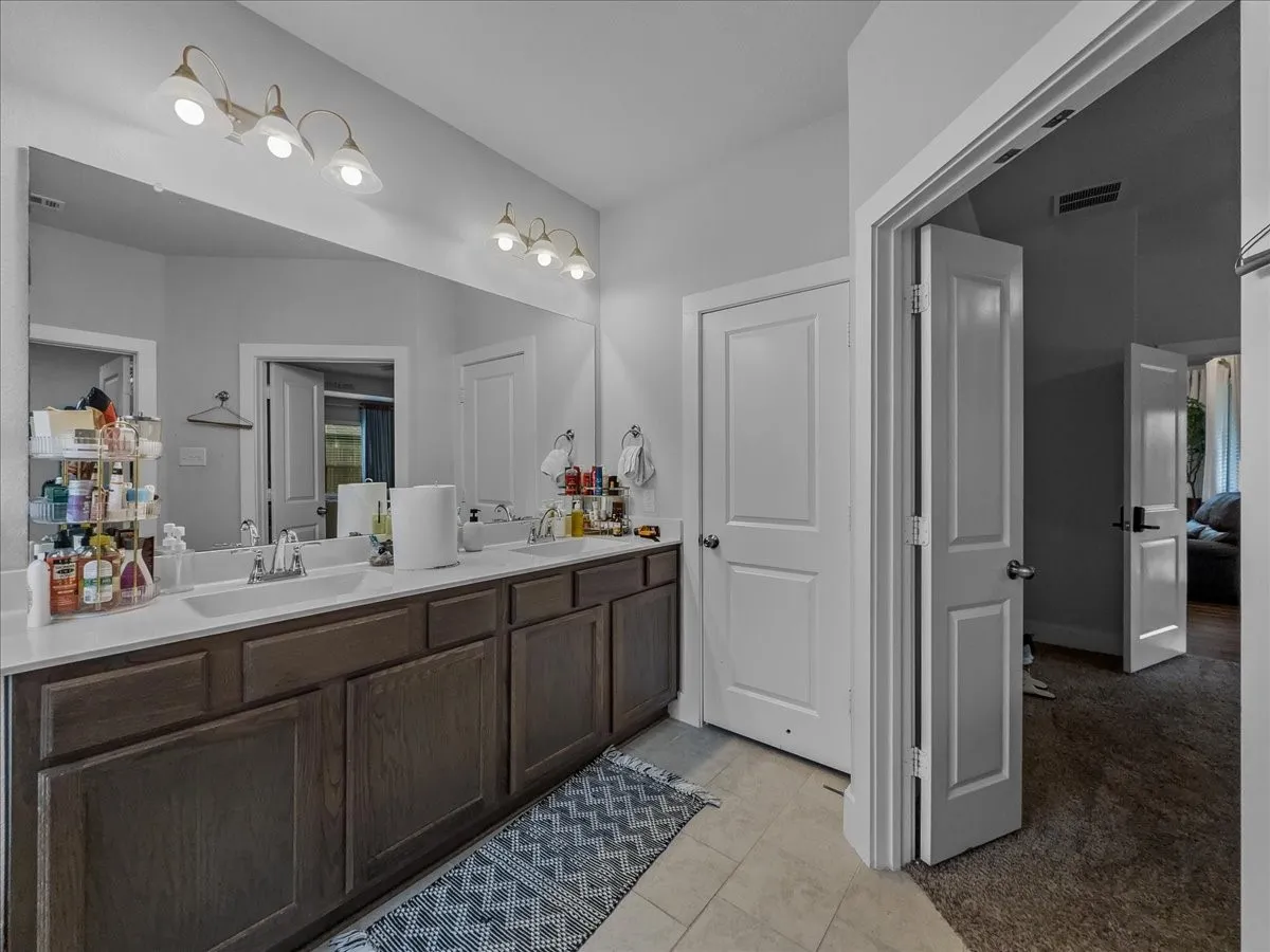 Single Family Residence For Sale in Rockwall County , 377 Edmund Lane, Fate, Texas 75087, 4 Bedroom, 3 Bathroom, 2 Garage spaces, 2,204 Sqft, built in 2021, mls#21301431, Real Estate Agent in Fate, Homes For Sale in Rockwall county, Homes For Sale in Fate, Realtor in Fate Texas, Real Estate Brokerage Independent Realty Texas, Luminita Cordes Realtor