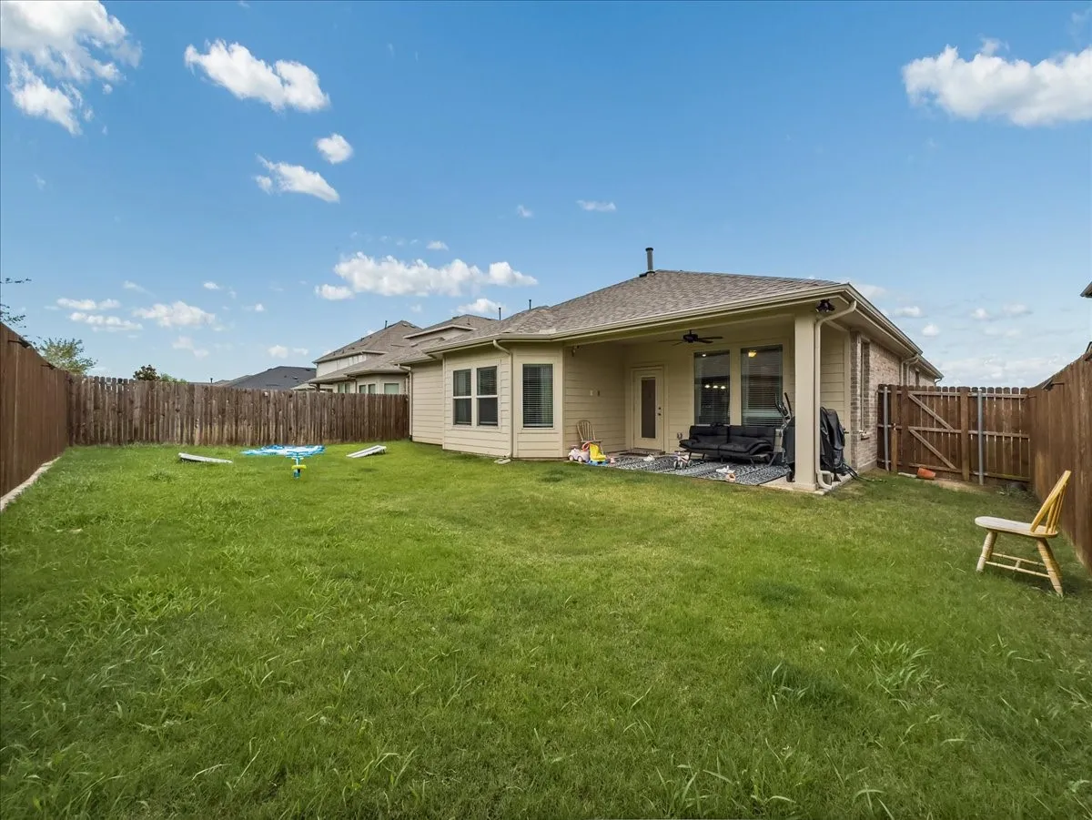 Single Family Residence For Sale in Rockwall County , 377 Edmund Lane, Fate, Texas 75087, 4 Bedroom, 3 Bathroom, 2 Garage spaces, 2,204 Sqft, built in 2021, mls#21301431, Real Estate Agent in Fate, Homes For Sale in Rockwall county, Homes For Sale in Fate, Realtor in Fate Texas, Real Estate Brokerage Independent Realty Texas, Luminita Cordes Realtor