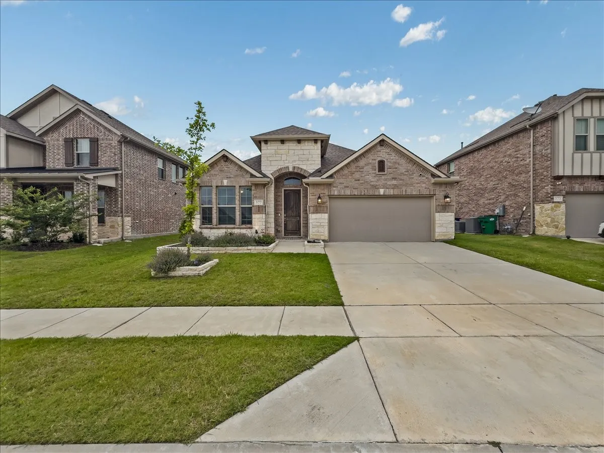 Single Family Residence For Sale in Rockwall County , 377 Edmund Lane, Fate, Texas 75087, 4 Bedroom, 3 Bathroom, 2 Garage spaces, 2,204 Sqft, built in 2021, mls#21301431, Real Estate Agent in Fate, Homes For Sale in Rockwall county, Homes For Sale in Fate, Realtor in Fate Texas, Real Estate Brokerage Independent Realty Texas, Luminita Cordes Realtor