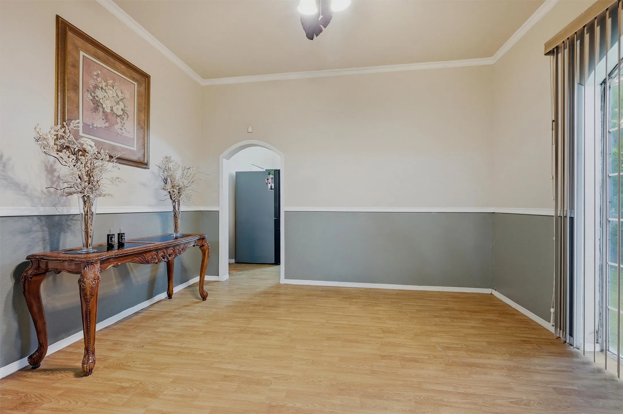 Single Family Residence For Sale in Grayson County , 814 S Maxey Street, Sherman, Texas 75090, 1 Bedroom, 1 Bathroom, Garage spaces, 821 Sqft, built in 1920, mls#21300396, Real Estate Agent in Sherman, Homes For Sale in Grayson county, Homes For Sale in Sherman, Realtor in Sherman Texas, Real Estate Brokerage Independent Realty Texas, Luminita Cordes Realtor