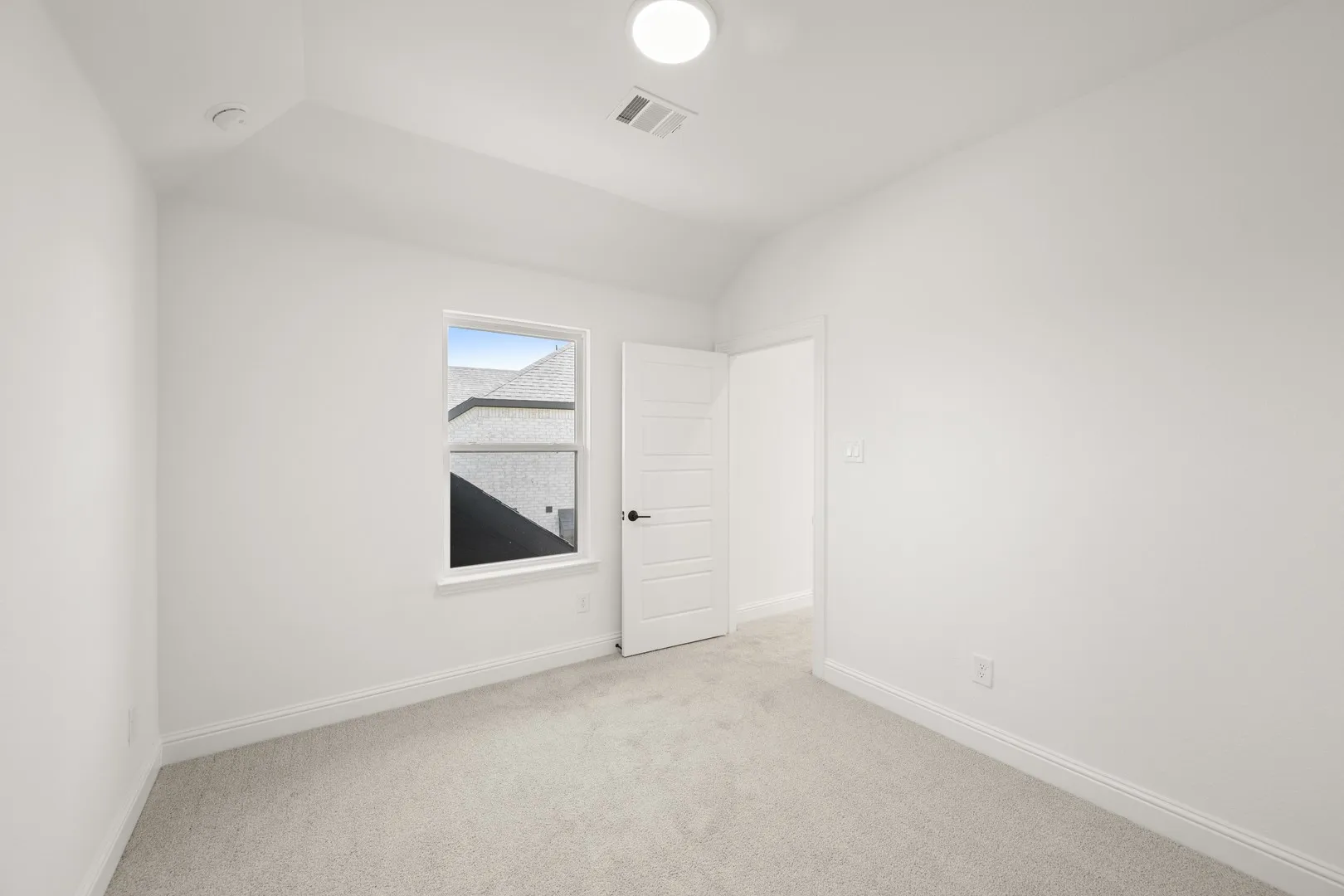 116 Calf- Bedroom-3