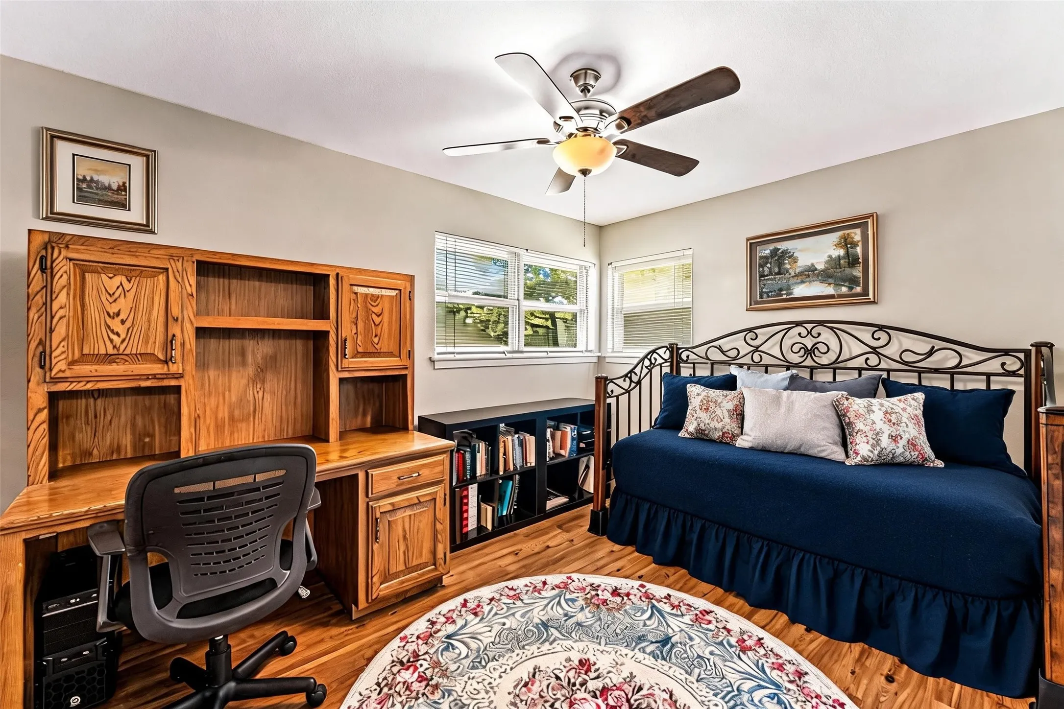 Single Family Residence For Sale in Mc Lennan County , 708 Topeka Drive, Woodway, Texas 76712, 4 Bedroom, 2 Bathroom, 2 Garage spaces, 2,323 Sqft, built in 1965, mls#21285571, Real Estate Agent in Woodway, Homes For Sale in Mc Lennan county, Homes For Sale in Woodway, Realtor in Woodway Texas, Real Estate Brokerage Independent Realty Texas, Luminita Cordes Realtor