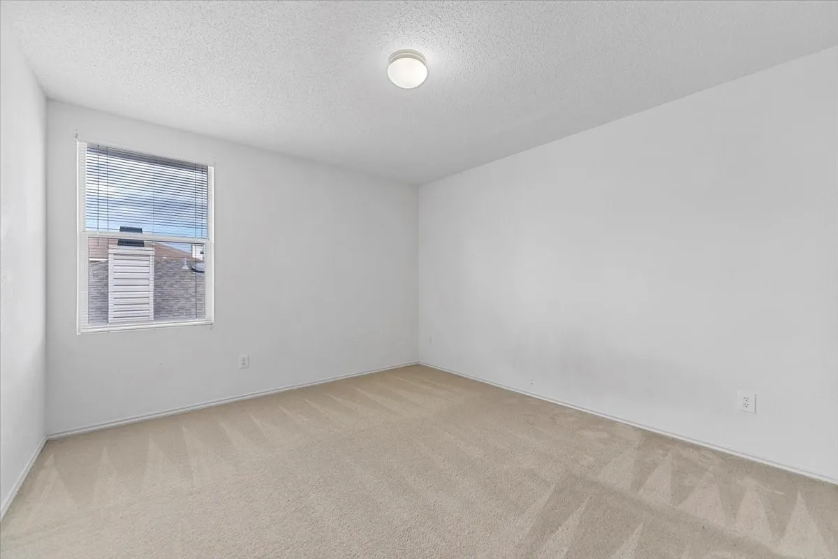 Single Family Residence For Rent in Collin County , 5401 Pandale Valley Drive, Mc Kinney, Texas 75071, 4 Bedroom, 3 Bathroom, 2 Garage spaces, 2,908 Sqft, built in 2003, mls#21297164, Real Estate Agent in Mc Kinney, Homes For Rent in Collin county, Homes For Rent in Mc Kinney, Realtor in Mc Kinney Texas, Real Estate Brokerage Independent Realty Texas, Luminita Cordes Realtor