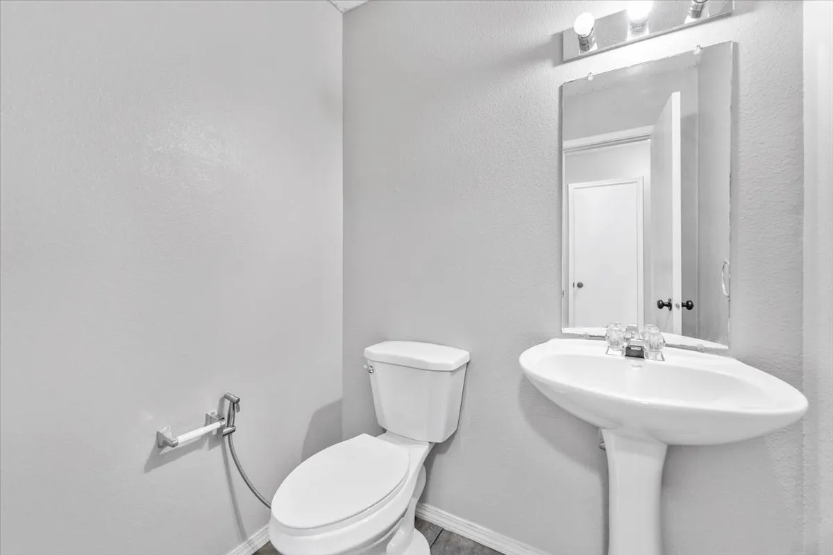 Single Family Residence For Rent in Collin County , 5401 Pandale Valley Drive, Mc Kinney, Texas 75071, 4 Bedroom, 3 Bathroom, 2 Garage spaces, 2,908 Sqft, built in 2003, mls#21297164, Real Estate Agent in Mc Kinney, Homes For Rent in Collin county, Homes For Rent in Mc Kinney, Realtor in Mc Kinney Texas, Real Estate Brokerage Independent Realty Texas, Luminita Cordes Realtor