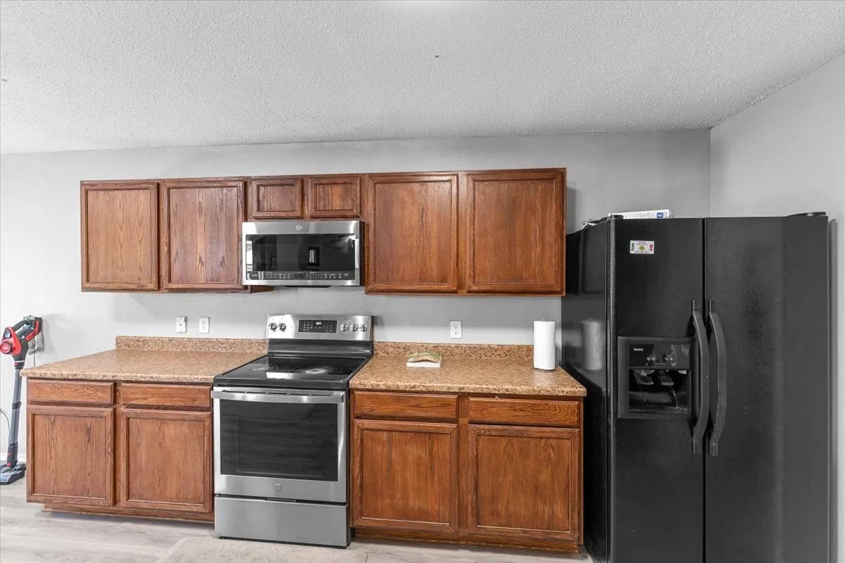 Single Family Residence For Rent in Collin County , 5401 Pandale Valley Drive, Mc Kinney, Texas 75071, 4 Bedroom, 3 Bathroom, 2 Garage spaces, 2,908 Sqft, built in 2003, mls#21297164, Real Estate Agent in Mc Kinney, Homes For Rent in Collin county, Homes For Rent in Mc Kinney, Realtor in Mc Kinney Texas, Real Estate Brokerage Independent Realty Texas, Luminita Cordes Realtor
