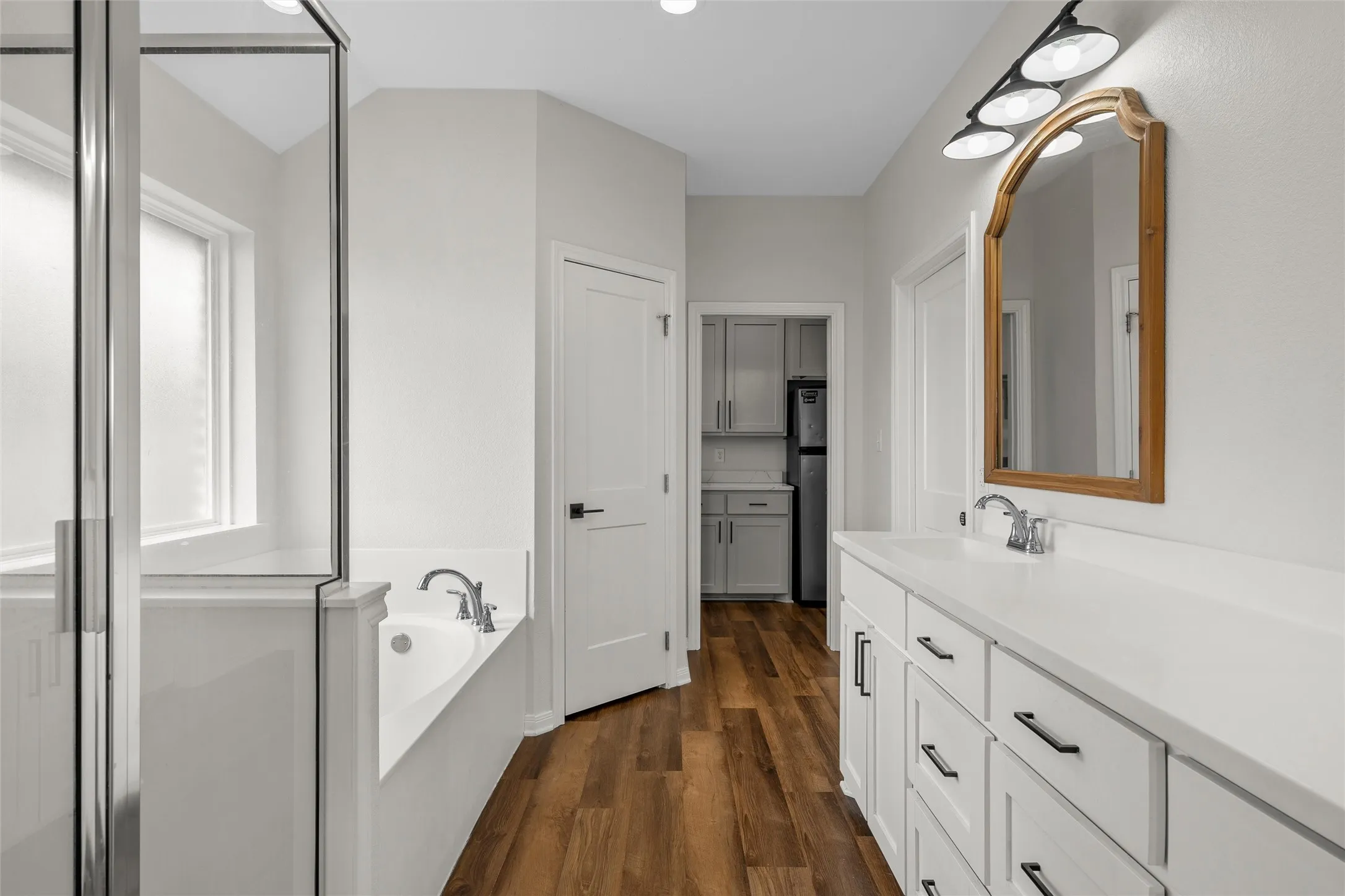 Single Family Residence For Sale in Mc Lennan County , 395 Cavitt Court, Robinson, Texas 76706, 4 Bedroom, 2 Bathroom, 2 Garage spaces, 2,029 Sqft, built in 2019, mls#21295028, Real Estate Agent in Robinson, Homes For Sale in Mc Lennan county, Homes For Sale in Robinson, Realtor in Robinson Texas, Real Estate Brokerage Independent Realty Texas, Luminita Cordes Realtor