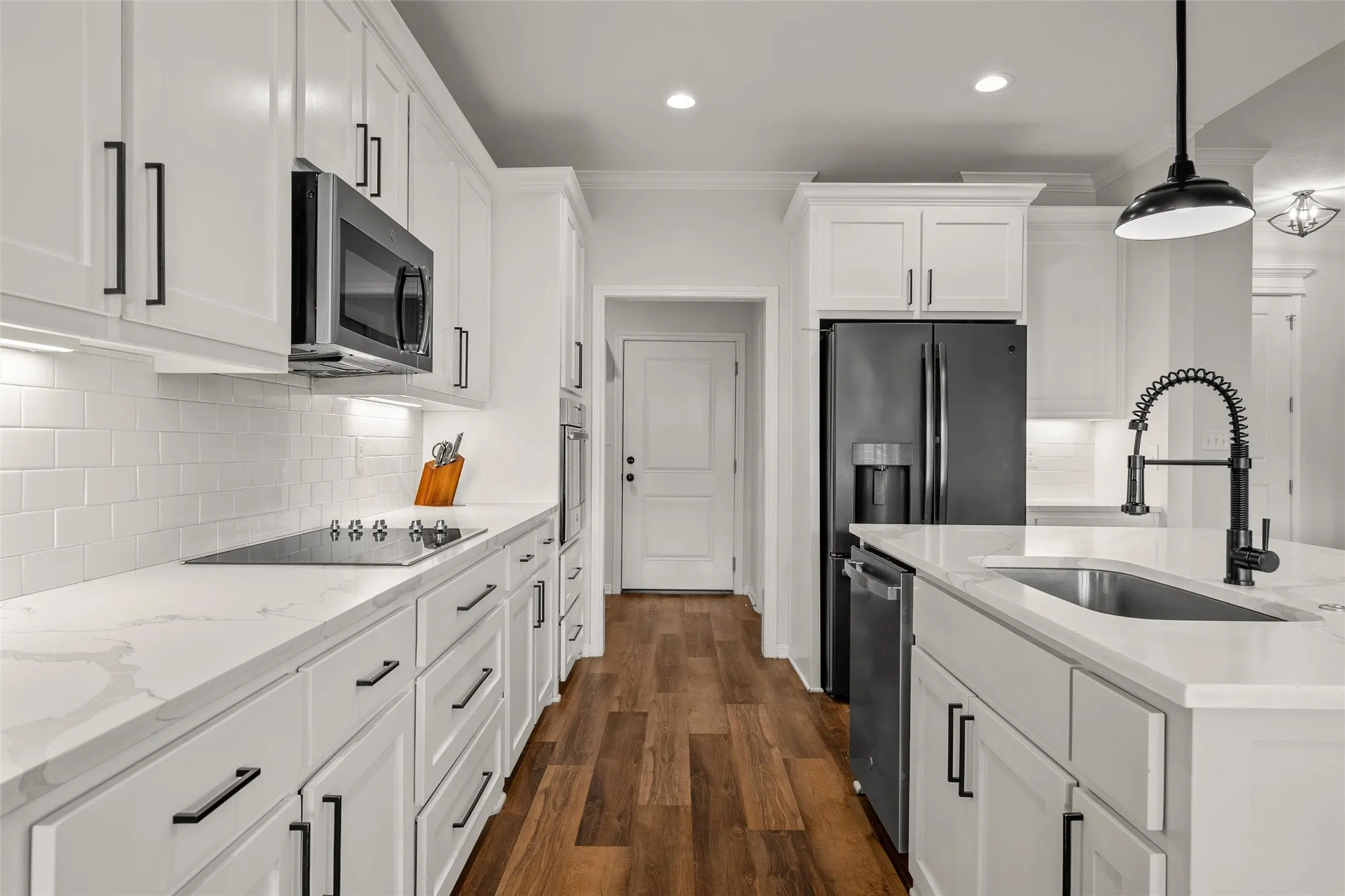 Single Family Residence For Sale in Mc Lennan County , 395 Cavitt Court, Robinson, Texas 76706, 4 Bedroom, 2 Bathroom, 2 Garage spaces, 2,029 Sqft, built in 2019, mls#21295028, Real Estate Agent in Robinson, Homes For Sale in Mc Lennan county, Homes For Sale in Robinson, Realtor in Robinson Texas, Real Estate Brokerage Independent Realty Texas, Luminita Cordes Realtor