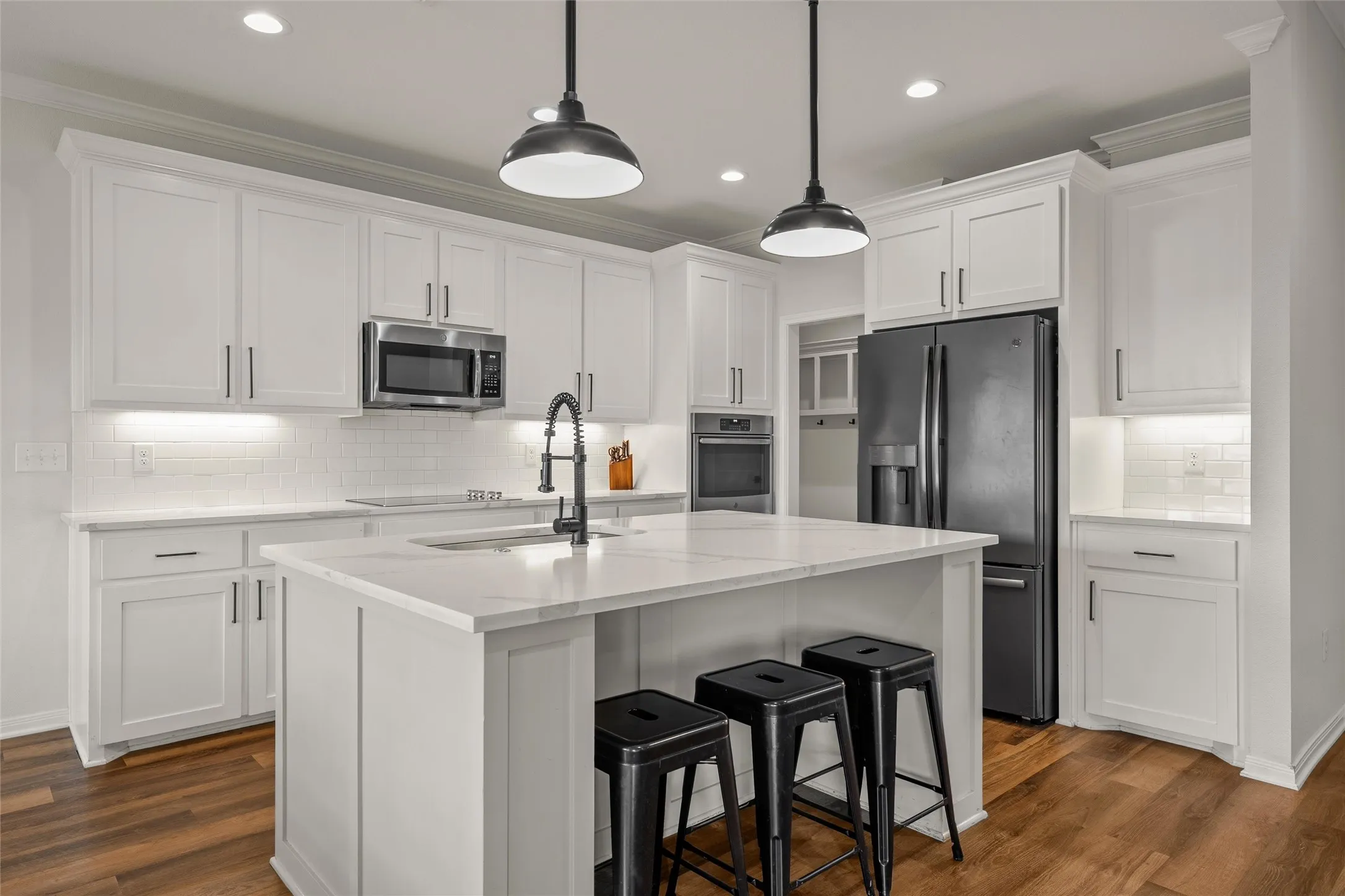 Single Family Residence For Sale in Mc Lennan County , 395 Cavitt Court, Robinson, Texas 76706, 4 Bedroom, 2 Bathroom, 2 Garage spaces, 2,029 Sqft, built in 2019, mls#21295028, Real Estate Agent in Robinson, Homes For Sale in Mc Lennan county, Homes For Sale in Robinson, Realtor in Robinson Texas, Real Estate Brokerage Independent Realty Texas, Luminita Cordes Realtor