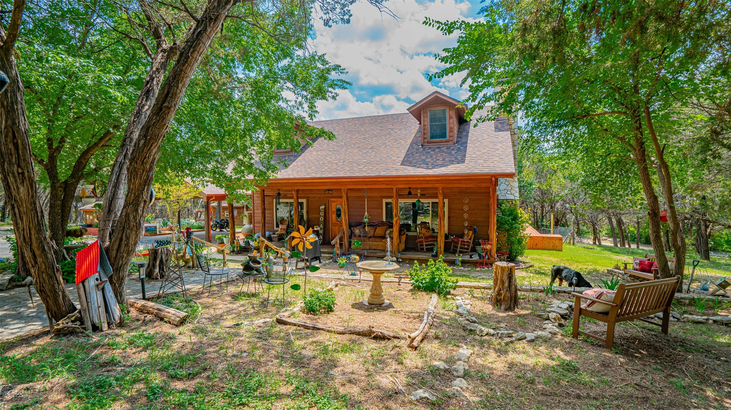 Single Family Residence For Sale in Somervell County , 1129 County Road 306 #B, Glen Rose, Texas 76077, 4 Bedroom, 3 Bathroom, Garage spaces, 2,364 Sqft, built in 1992, mls#21301482, Real Estate Agent in Glen Rose, Homes For Sale in Somervell county, Homes For Sale in Glen Rose, Realtor in Glen Rose Texas, Real Estate Brokerage Independent Realty Texas, Luminita Cordes Realtor