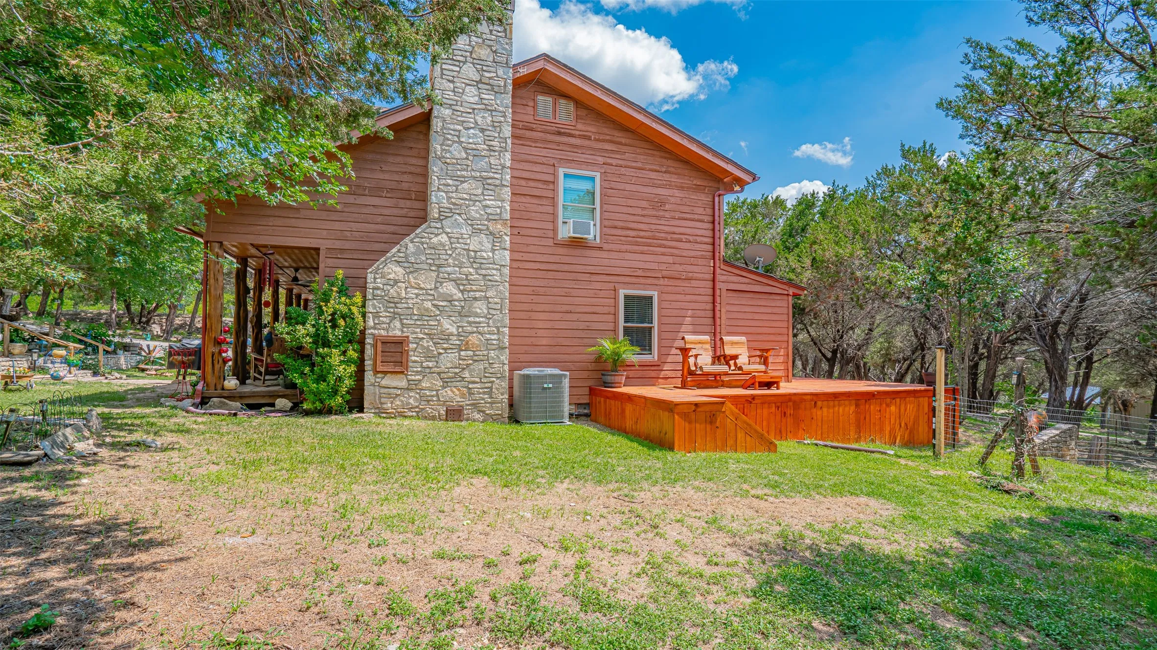 Single Family Residence For Sale in Somervell County , 1129 County Road 306 #B, Glen Rose, Texas 76077, 4 Bedroom, 3 Bathroom, Garage spaces, 2,364 Sqft, built in 1992, mls#21301482, Real Estate Agent in Glen Rose, Homes For Sale in Somervell county, Homes For Sale in Glen Rose, Realtor in Glen Rose Texas, Real Estate Brokerage Independent Realty Texas, Luminita Cordes Realtor