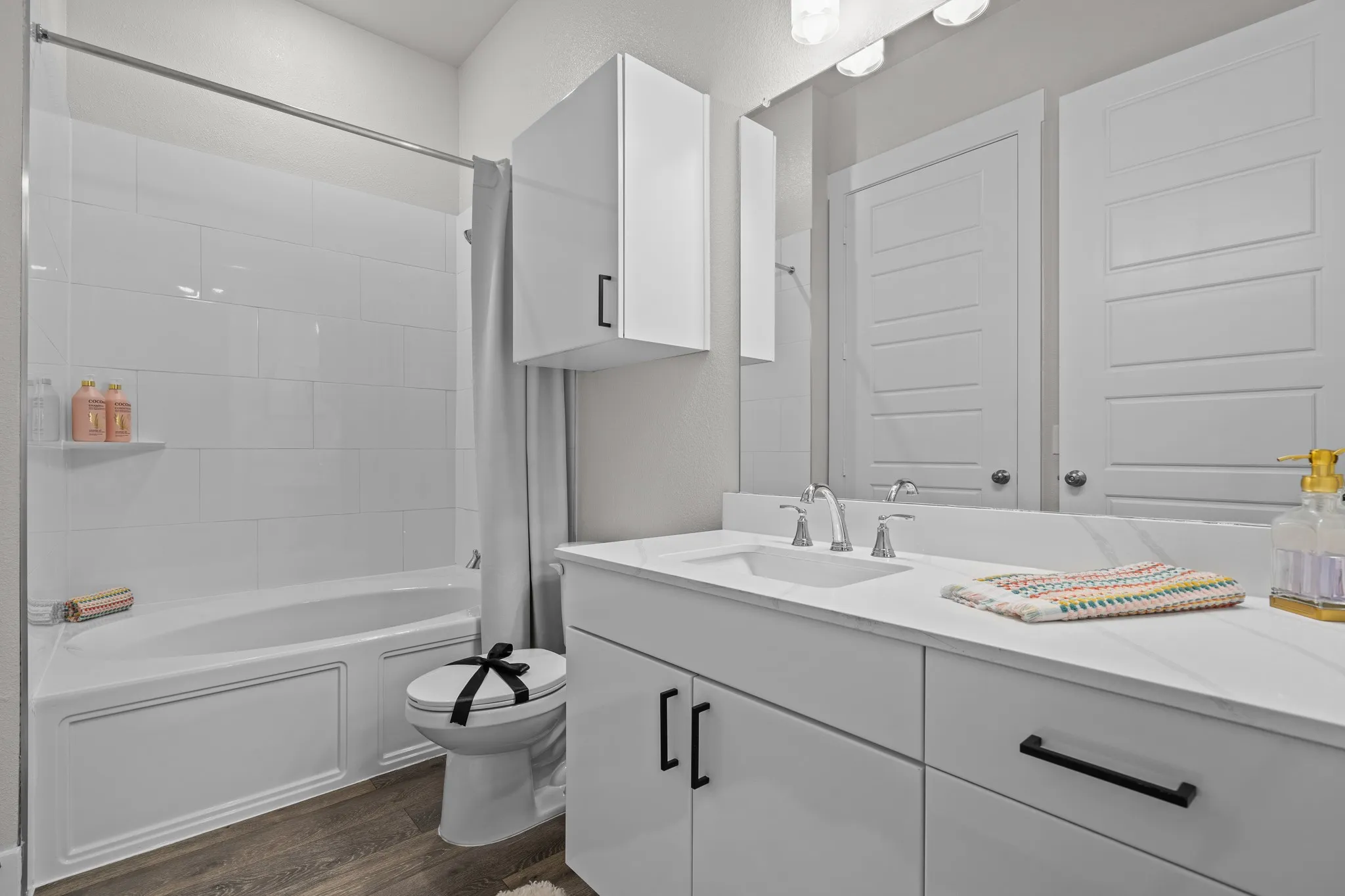 Duplex For Rent in Denton County , 3274 Ganzer Road W 111A, Denton, Texas 76207, 1 Bedroom, 1 Bathroom, Garage spaces, 764 Sqft, built in 2024, mls#21301498, Real Estate Agent in Denton, Homes For Rent in Denton county, Homes For Rent in Denton, Realtor in Denton Texas, Real Estate Brokerage Independent Realty Texas, Luminita Cordes Realtor