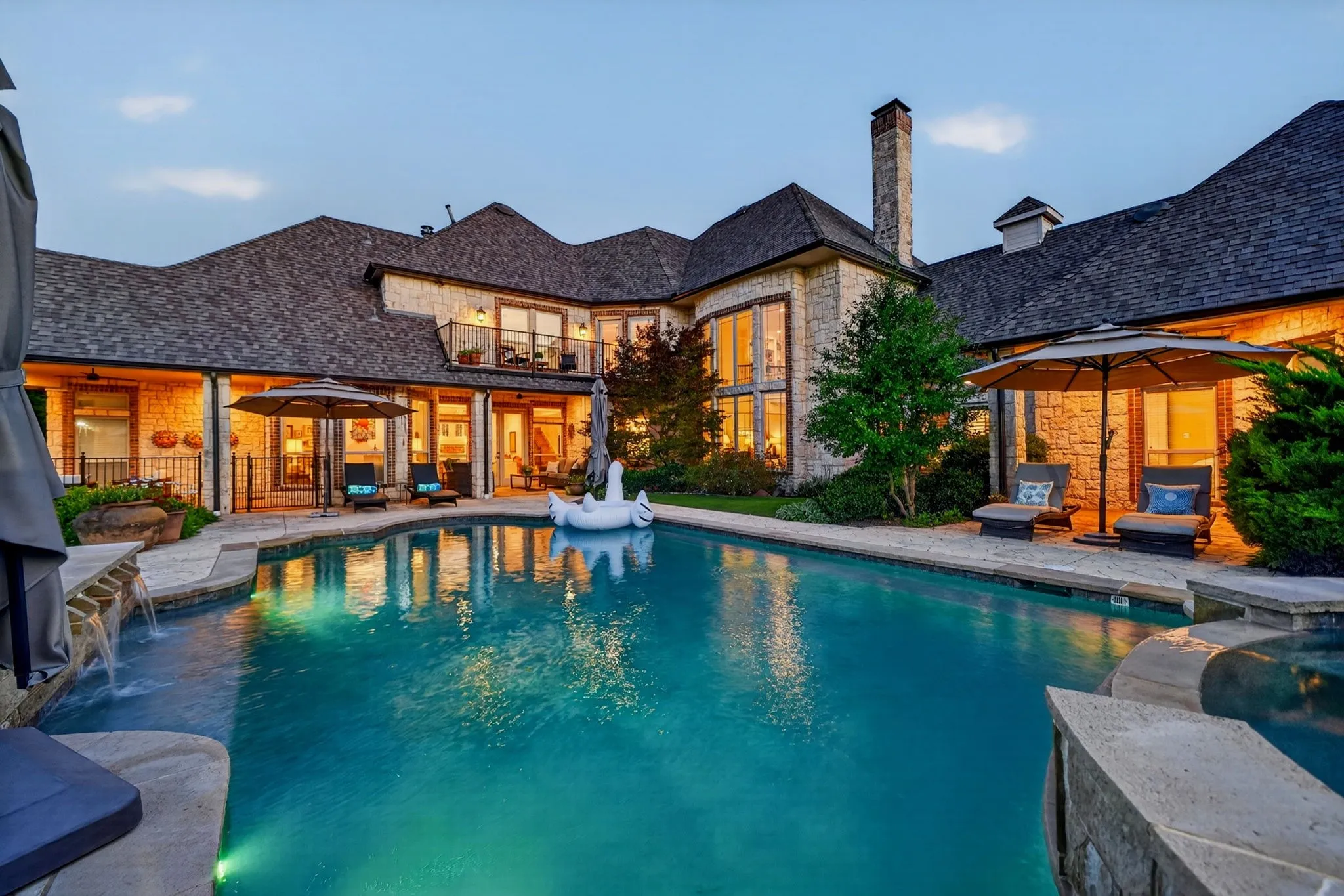 Single Family Residence For Sale in Rockwall County , 1729 Bison Meadow Lane, Heath, Texas 75032, 5 Bedroom, 6 Bathroom, 5 Garage spaces, 6,558 Sqft, built in 2000, mls#21291062, Real Estate Agent in Heath, Homes For Sale in Rockwall county, Homes For Sale in Heath, Realtor in Heath Texas, Real Estate Brokerage Independent Realty Texas, Luminita Cordes Realtor