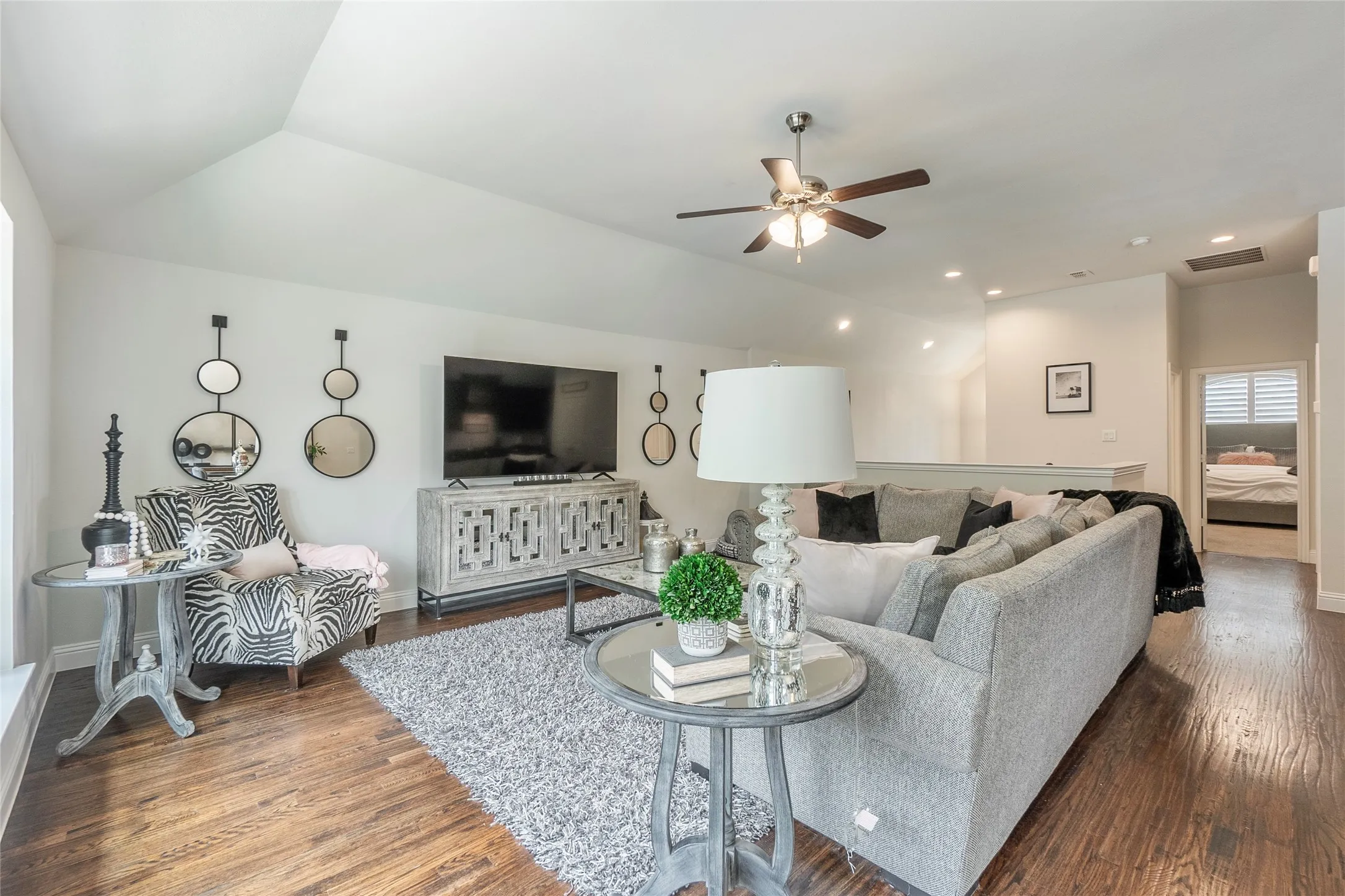 Living area accommodates large furniture pieces & accessories