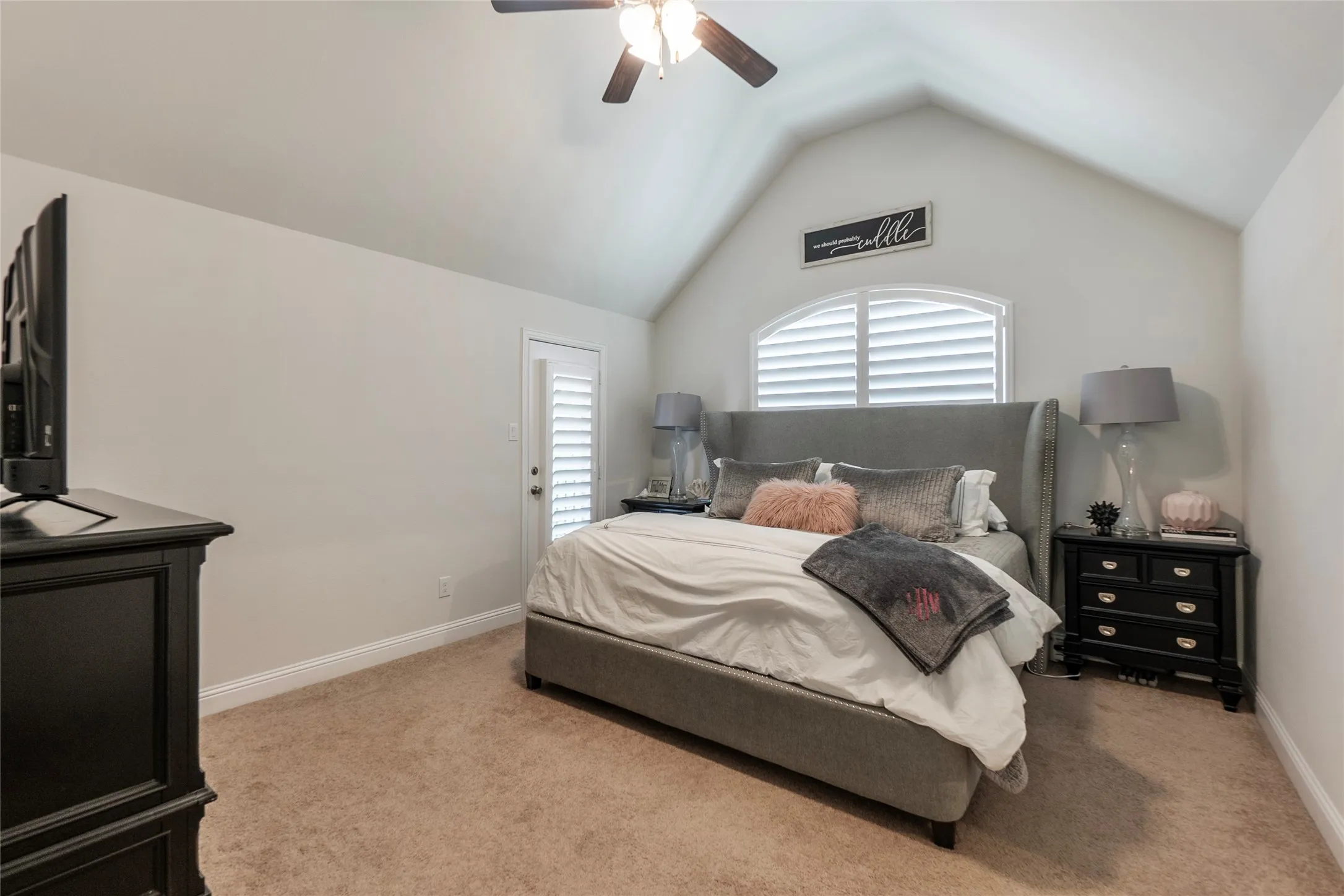 Townhouse For Sale in Denton County , 2513 Gramercy Park Drive, Flower Mound, Texas 75028, 3 Bedroom, 3 Bathroom, 2 Garage spaces, 2,221 Sqft, built in 2018, mls#21286667, Real Estate Agent in Flower Mound, Homes For Sale in Denton county, Homes For Sale in Flower Mound, Realtor in Flower Mound Texas, Real Estate Brokerage Independent Realty Texas, Luminita Cordes Realtor