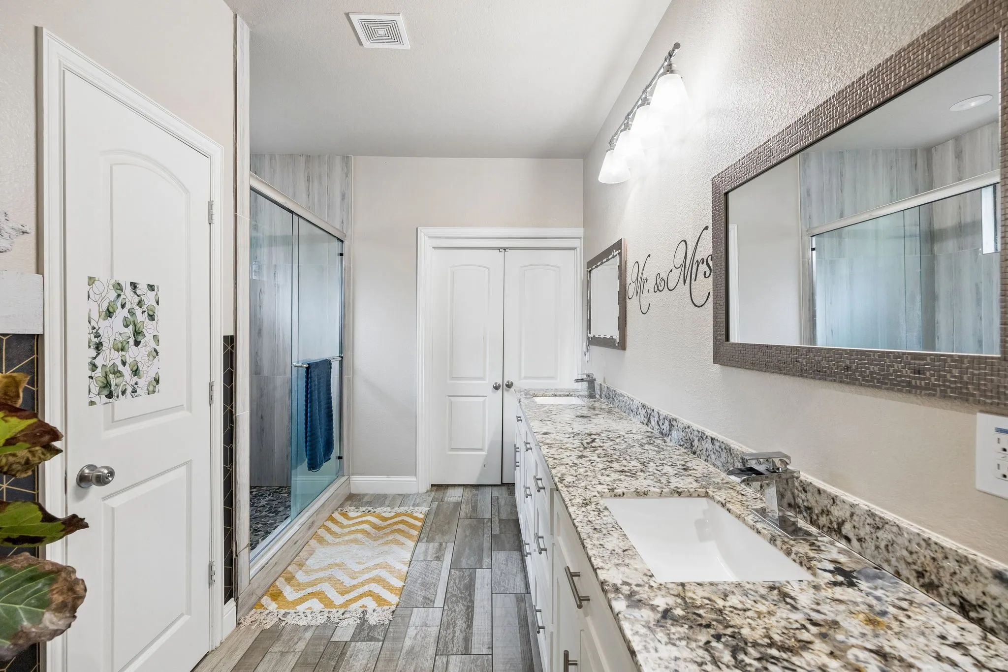 Single Family Residence For Sale in Dallas County , 1409 Powell Road, Mesquite, Texas 75149, 3 Bedroom, 2 Bathroom, 1 Garage spaces, 1,764 Sqft, built in 2020, mls#21301310, Real Estate Agent in Mesquite, Homes For Sale in Dallas county, Homes For Sale in Mesquite, Realtor in Mesquite Texas, Real Estate Brokerage Independent Realty Texas, Luminita Cordes Realtor