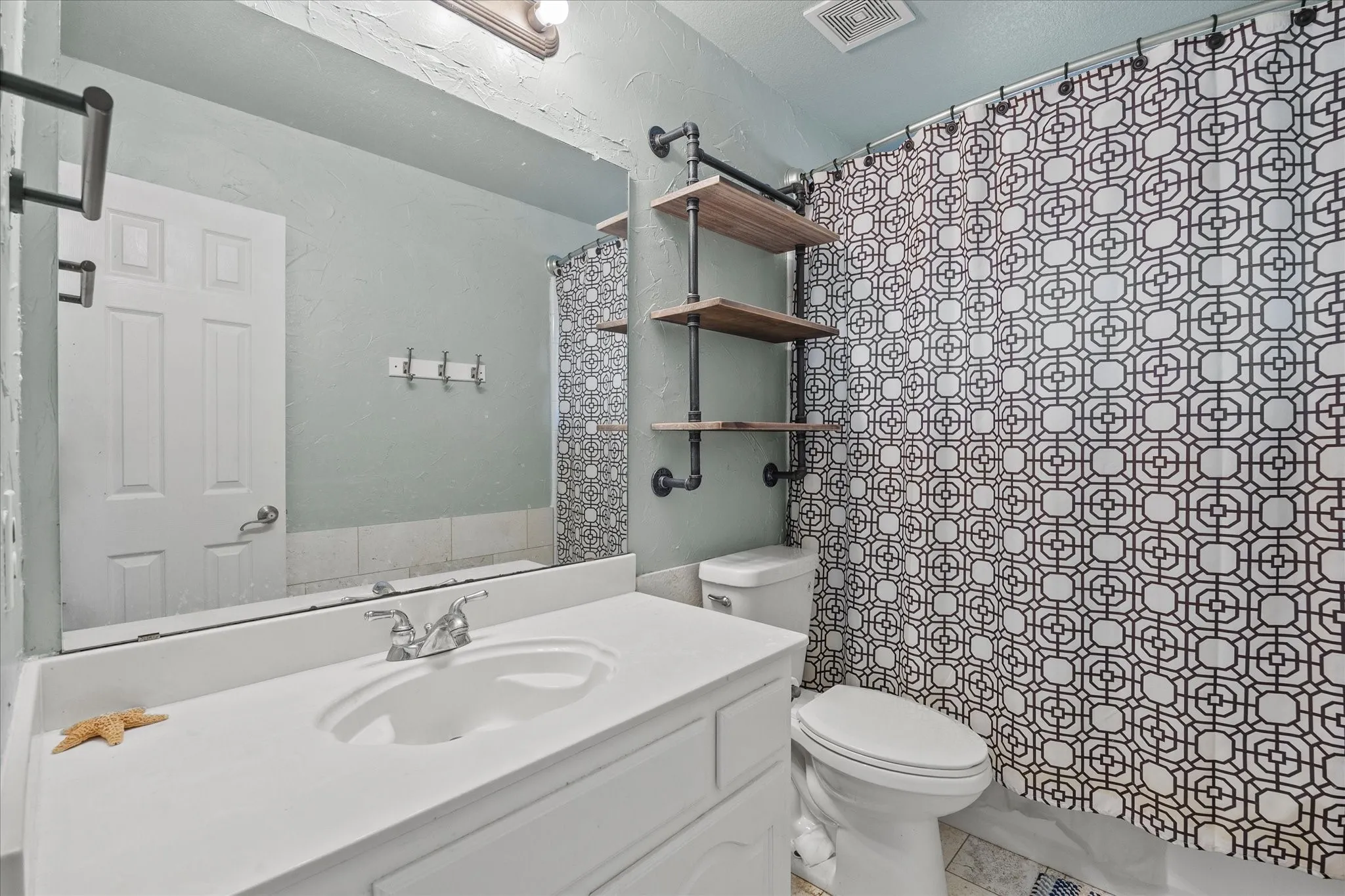 Single Family Residence For Sale in Dallas County , 9109 Hogan Drive, Rowlett, Texas 75089, 4 Bedroom, 3 Bathroom, 2 Garage spaces, 2,988 Sqft, built in 2002, mls#21301374, Real Estate Agent in Rowlett, Homes For Sale in Dallas county, Homes For Sale in Rowlett, Realtor in Rowlett Texas, Real Estate Brokerage Independent Realty Texas, Luminita Cordes Realtor