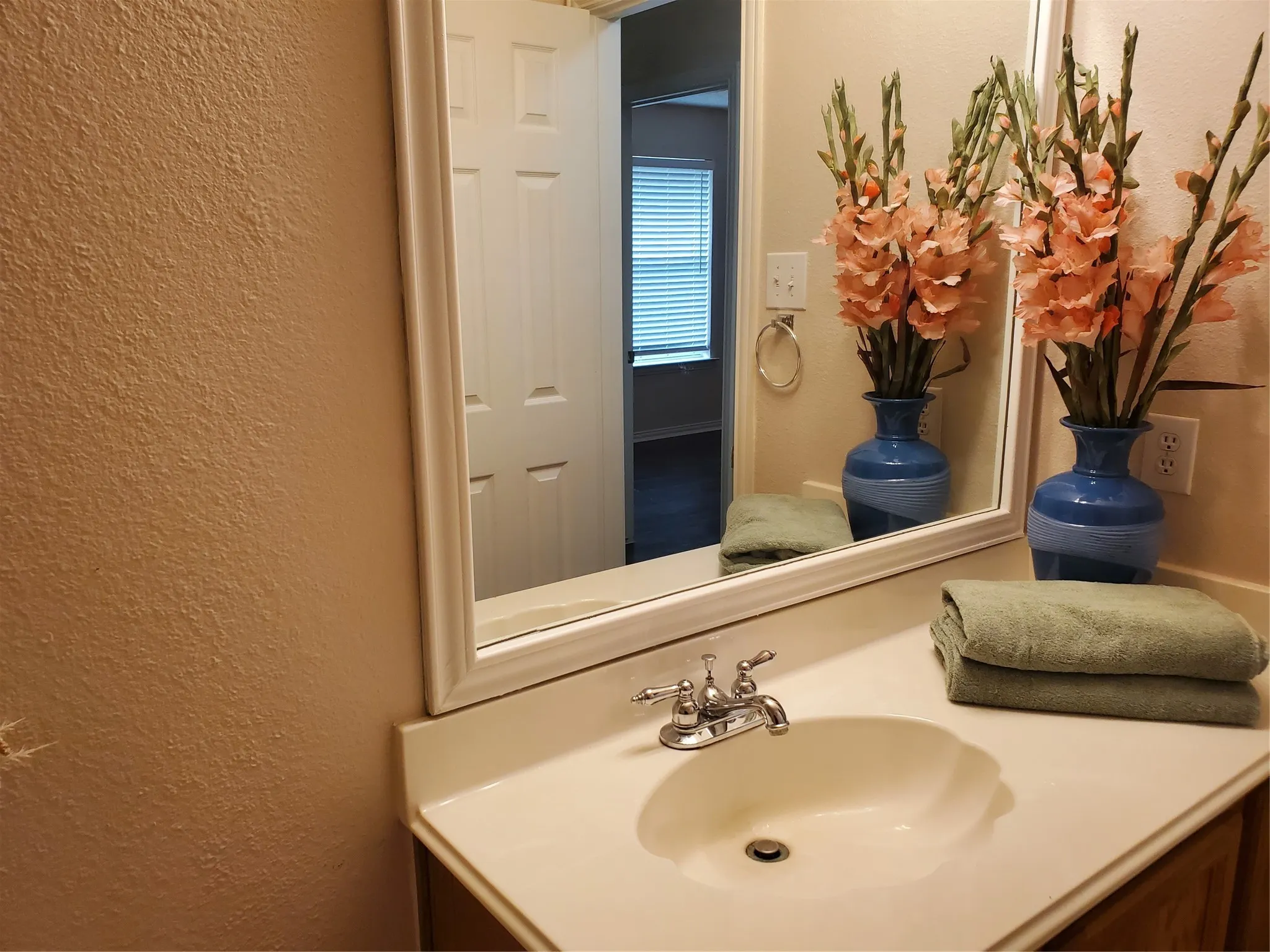 2nd bathroom has large counter space