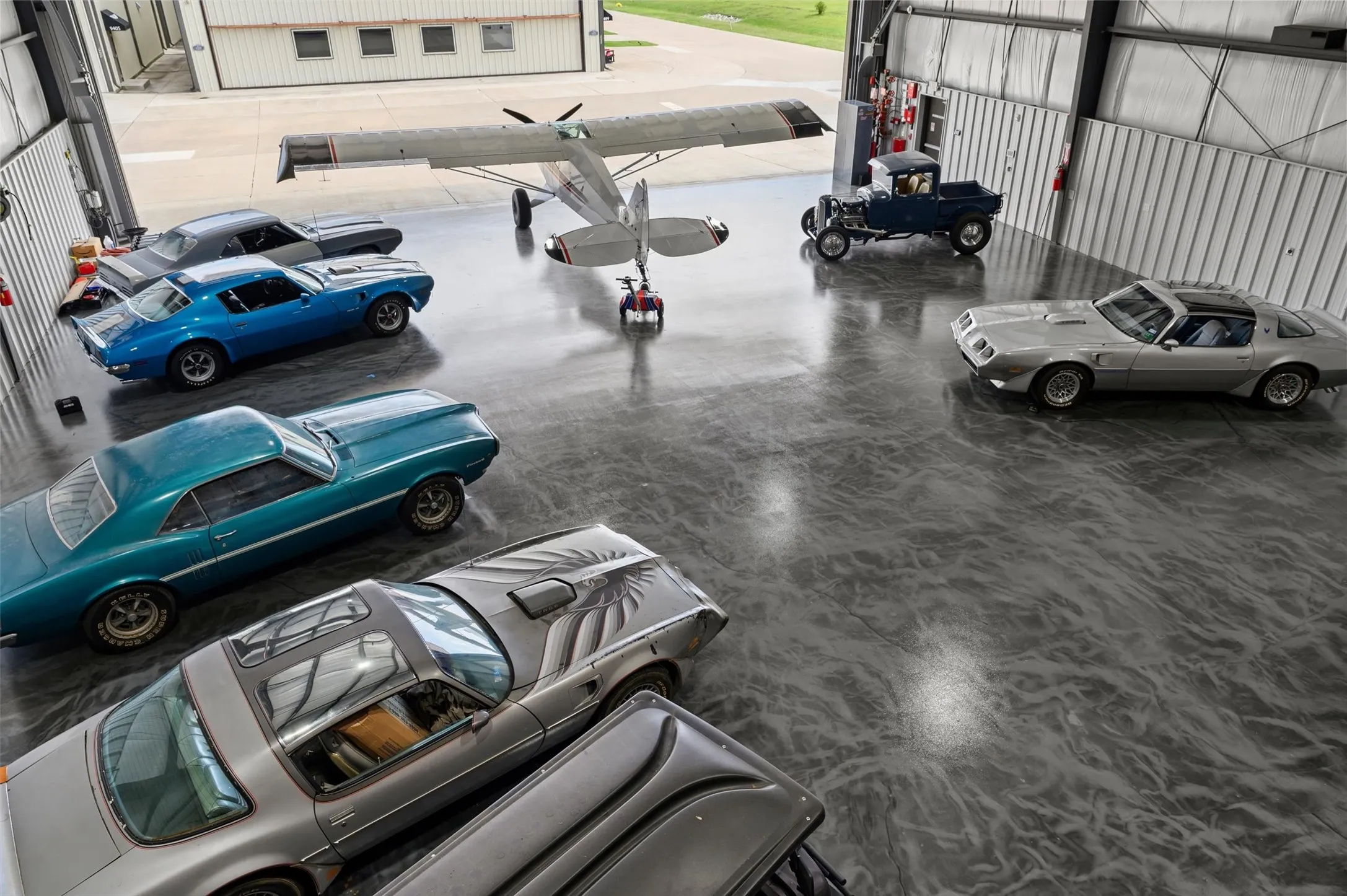 Completed hangar to illustrate hangar use.