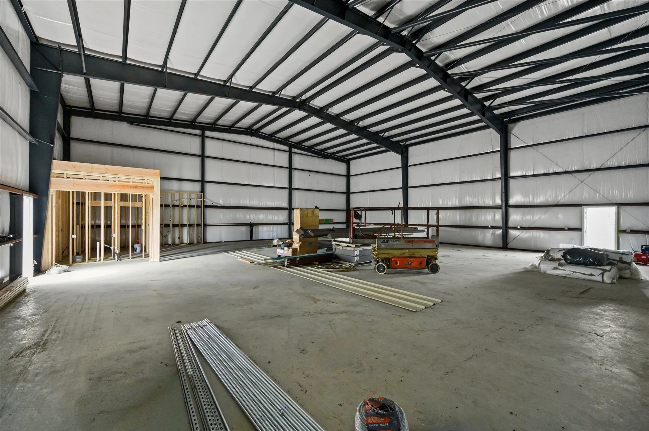 Hangar 68
