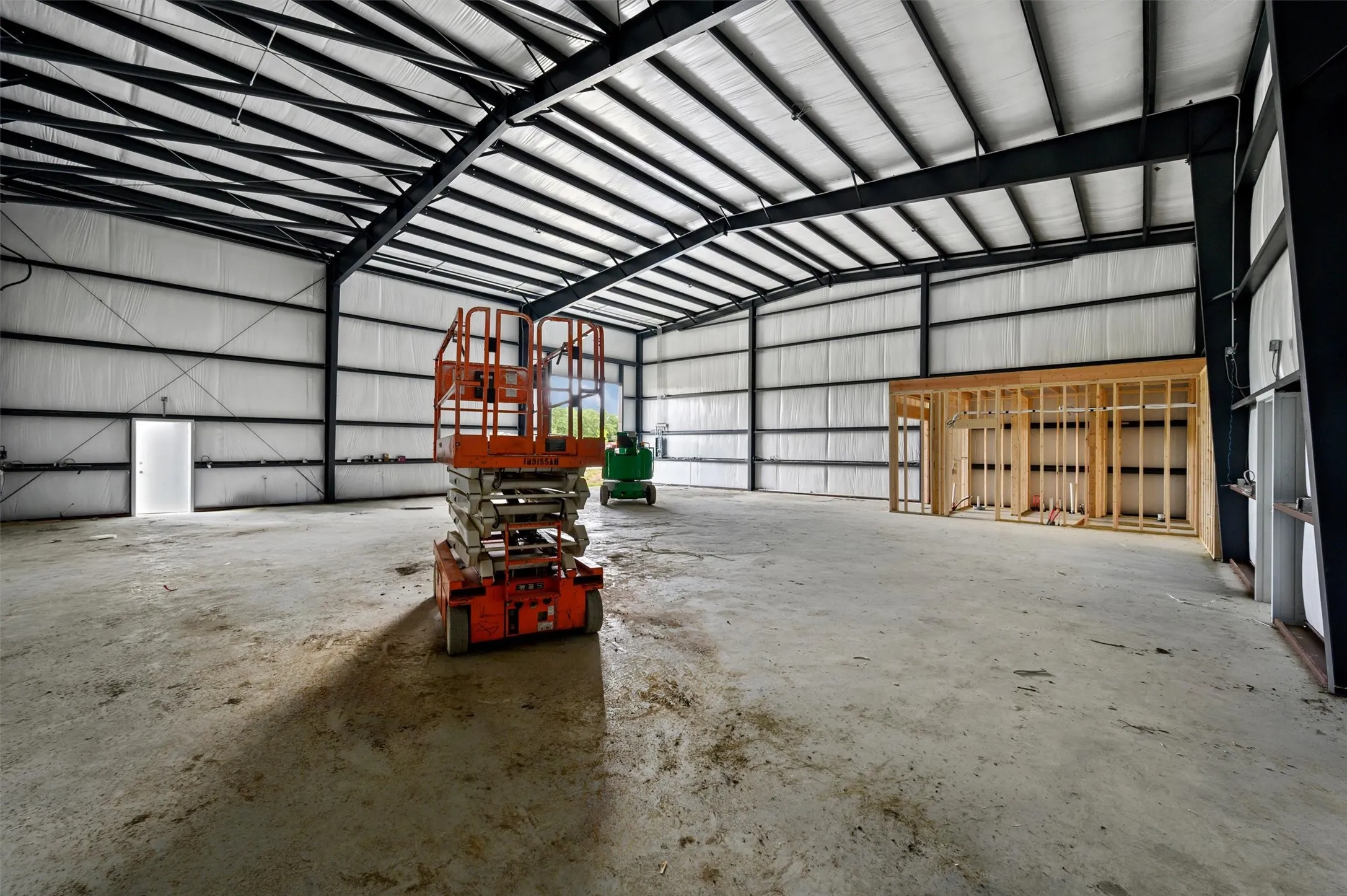 Hangar 68