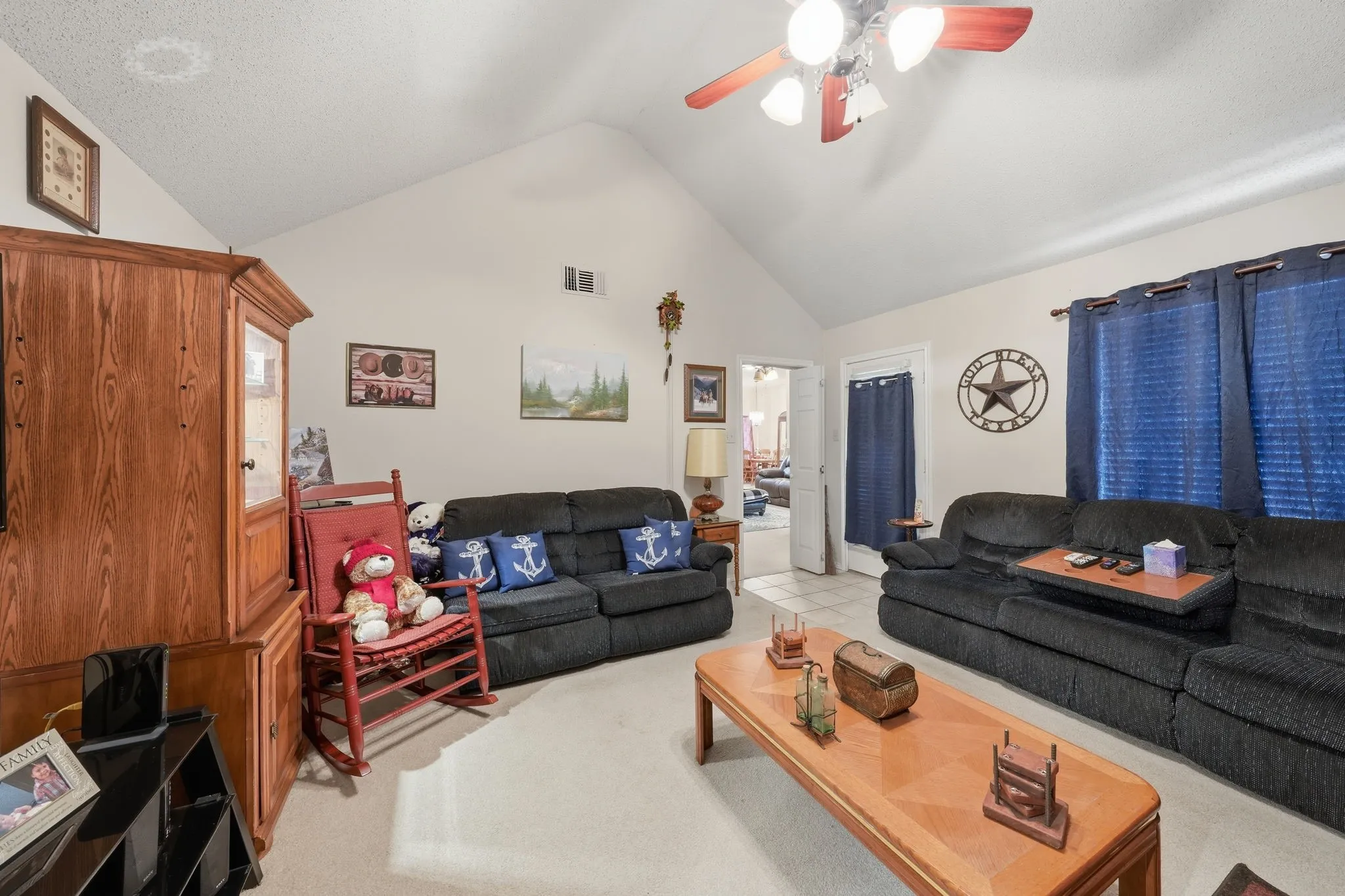 Single Family Residence For Sale in Tarrant County , 7600 Chapman Drive, North Richland Hills, Texas 76182, 4 Bedroom, 2 Bathroom, 2 Garage spaces, 2,311 Sqft, built in 1990, mls#21301527, Real Estate Agent in North Richland Hills, Homes For Sale in Tarrant county, Homes For Sale in North Richland Hills, Realtor in North Richland Hills Texas, Real Estate Brokerage Independent Realty Texas, Luminita Cordes Realtor