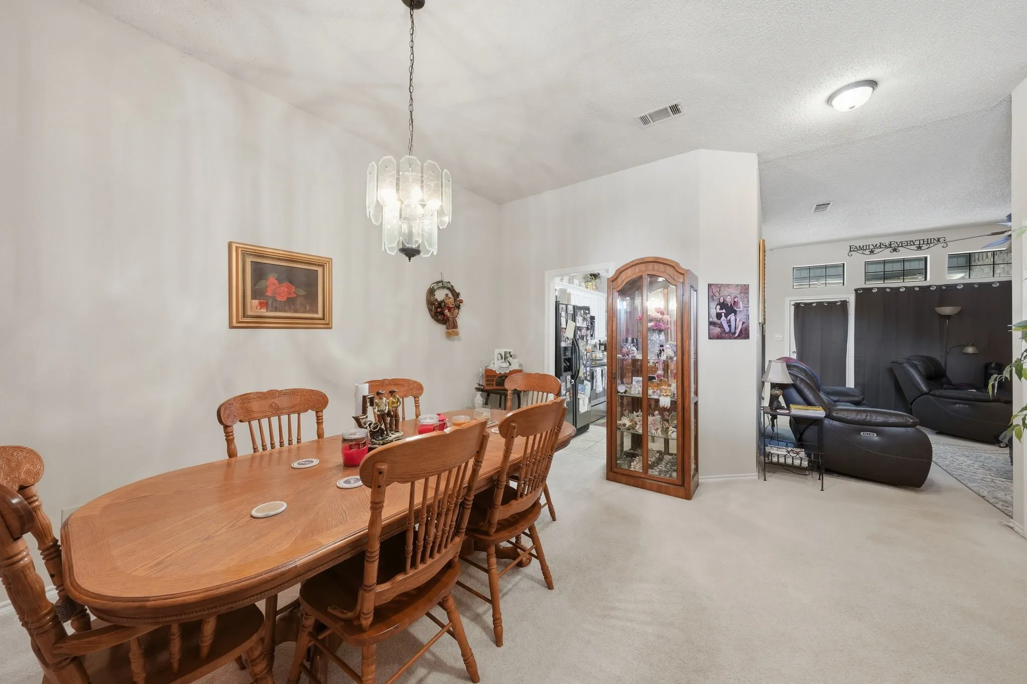 Single Family Residence For Sale in Tarrant County , 7600 Chapman Drive, North Richland Hills, Texas 76182, 4 Bedroom, 2 Bathroom, 2 Garage spaces, 2,311 Sqft, built in 1990, mls#21301527, Real Estate Agent in North Richland Hills, Homes For Sale in Tarrant county, Homes For Sale in North Richland Hills, Realtor in North Richland Hills Texas, Real Estate Brokerage Independent Realty Texas, Luminita Cordes Realtor