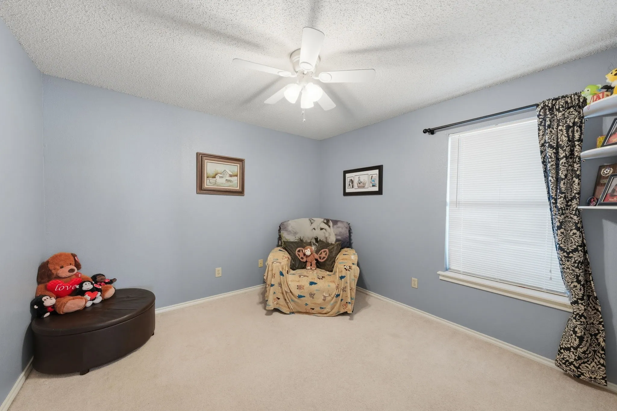 Single Family Residence For Sale in Tarrant County , 7600 Chapman Drive, North Richland Hills, Texas 76182, 4 Bedroom, 2 Bathroom, 2 Garage spaces, 2,311 Sqft, built in 1990, mls#21301527, Real Estate Agent in North Richland Hills, Homes For Sale in Tarrant county, Homes For Sale in North Richland Hills, Realtor in North Richland Hills Texas, Real Estate Brokerage Independent Realty Texas, Luminita Cordes Realtor
