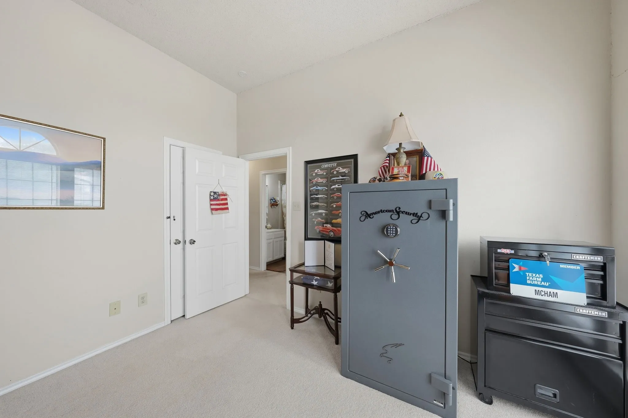 Single Family Residence For Sale in Tarrant County , 7600 Chapman Drive, North Richland Hills, Texas 76182, 4 Bedroom, 2 Bathroom, 2 Garage spaces, 2,311 Sqft, built in 1990, mls#21301527, Real Estate Agent in North Richland Hills, Homes For Sale in Tarrant county, Homes For Sale in North Richland Hills, Realtor in North Richland Hills Texas, Real Estate Brokerage Independent Realty Texas, Luminita Cordes Realtor