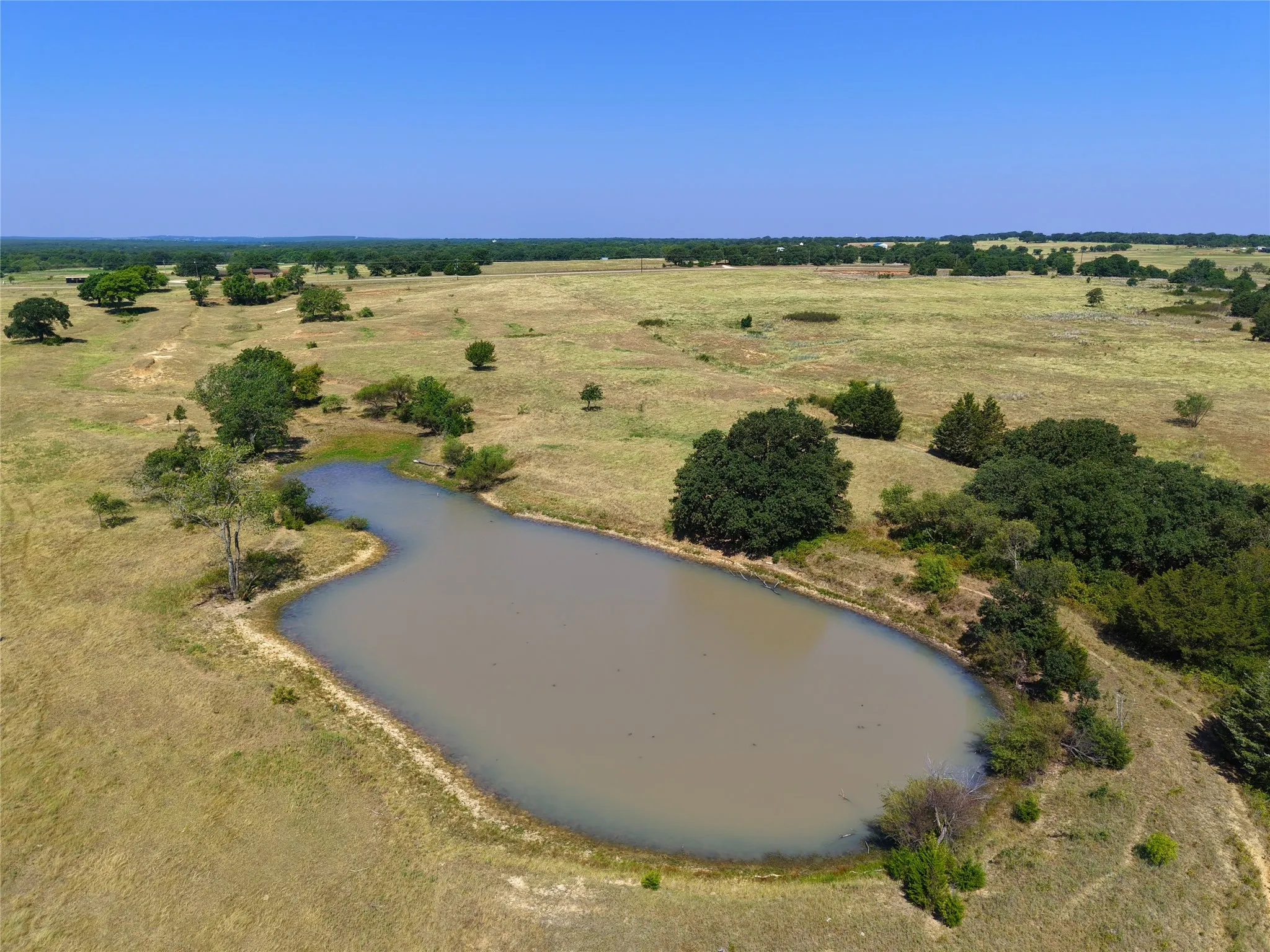 Farm For Sale in Montague County , 519 Fm 1815, Nocona, Texas 76255, 3 Bedroom, 3 Bathroom, 1 Garage spaces, 2,290 Sqft, built in 1970, mls#21285619, Real Estate Agent in Nocona, Homes For Sale in Montague county, Homes For Sale in Nocona, Realtor in Nocona Texas, Real Estate Brokerage Independent Realty Texas, Luminita Cordes Realtor