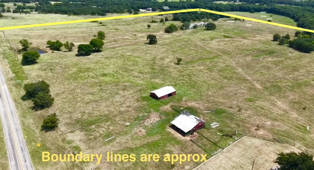 Farm For Sale in Montague County , 519 Fm 1815, Nocona, Texas 76255, 3 Bedroom, 3 Bathroom, 1 Garage spaces, 2,290 Sqft, built in 1970, mls#21285619, Real Estate Agent in Nocona, Homes For Sale in Montague county, Homes For Sale in Nocona, Realtor in Nocona Texas, Real Estate Brokerage Independent Realty Texas, Luminita Cordes Realtor