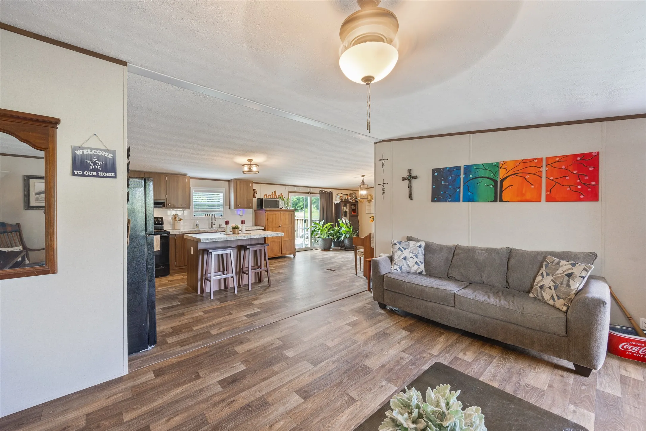 Mobile Home For Sale in Parker County , 514 Blue Sky Court, Springtown, Texas 76082, 4 Bedroom, 2 Bathroom, Garage spaces, 1,568 Sqft, built in 2023, mls#21299610, Real Estate Agent in Springtown, Homes For Sale in Parker county, Homes For Sale in Springtown, Realtor in Springtown Texas, Real Estate Brokerage Independent Realty Texas, Luminita Cordes Realtor