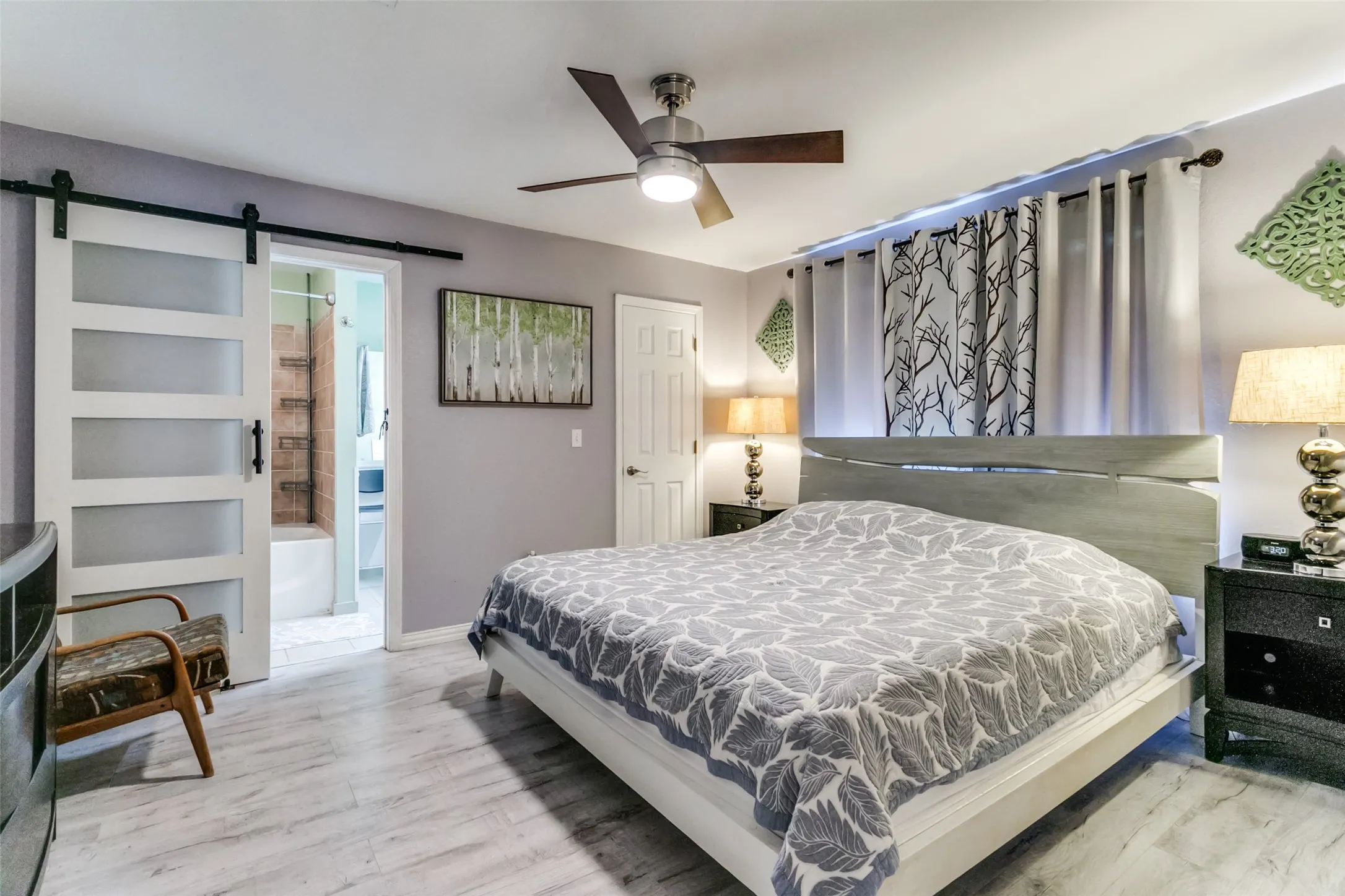 Single Family Residence For Sale in Tarrant County , 500 S Las Vegas Trail, White Settlement, Texas 76108, 3 Bedroom, 2 Bathroom, 2 Garage spaces, 1,175 Sqft, built in 2002, mls#21301245, Real Estate Agent in White Settlement, Homes For Sale in Tarrant county, Homes For Sale in White Settlement, Realtor in White Settlement Texas, Real Estate Brokerage Independent Realty Texas, Luminita Cordes Realtor