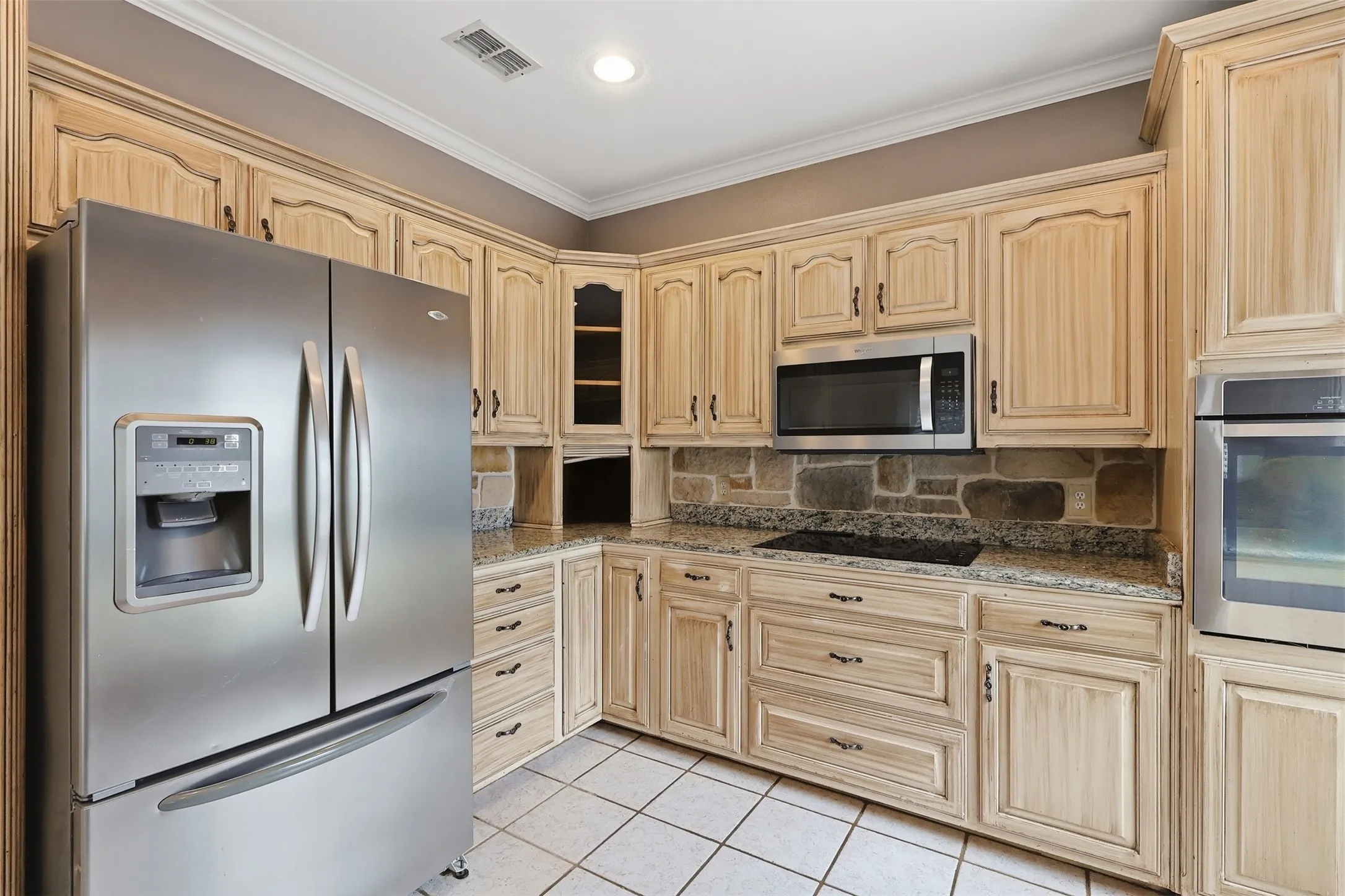 Single Family Residence For Sale in Smith County , 13348 FM 2710, Lindale, Texas 75771, 4 Bedroom, 3 Bathroom, 2 Garage spaces, 2,500 Sqft, built in 1995, Price $475,000, mls#21301556, Real Estate Agent in Lindale, Homes For Sale in Smith county, Homes For Sale in Lindale, Realtor in Lindale Texas, Real Estate Brokerage Independent Realty Texas, Luminita Cordes Realtor