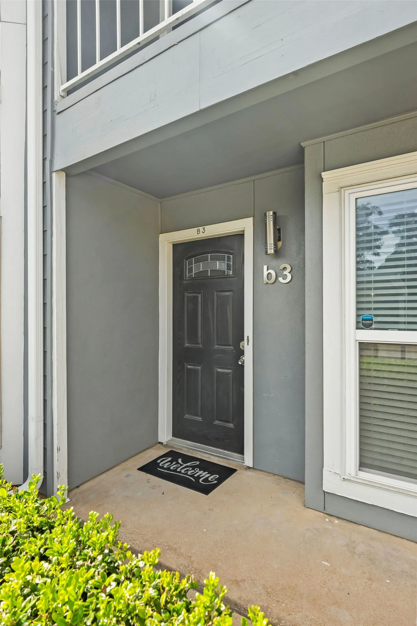 Condominium For Sale in Dallas County , 630 W Canty Street B3, Dallas, Texas 75208, 2 Bedroom, 2 Bathroom, Garage spaces, 1,071 Sqft, built in 1982, mls#21301573, Real Estate Agent in Dallas, Homes For Sale in Dallas county, Homes For Sale in Dallas, Realtor in Dallas Texas, Real Estate Brokerage Independent Realty Texas, Luminita Cordes Realtor