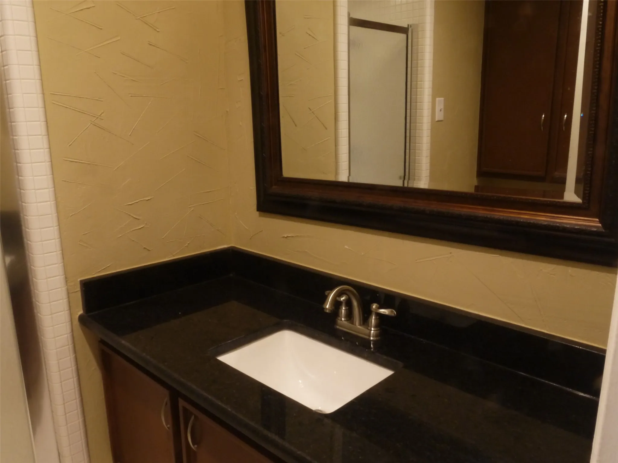 Condominium For Rent in Dallas County , 11316 Park Central Place C, Dallas, Texas 75230, 2 Bedroom, 2 Bathroom, Garage spaces, 1,137 Sqft, built in 1961, mls#21298325, Real Estate Agent in Dallas, Homes For Rent in Dallas county, Homes For Rent in Dallas, Realtor in Dallas Texas, Real Estate Brokerage Independent Realty Texas, Luminita Cordes Realtor