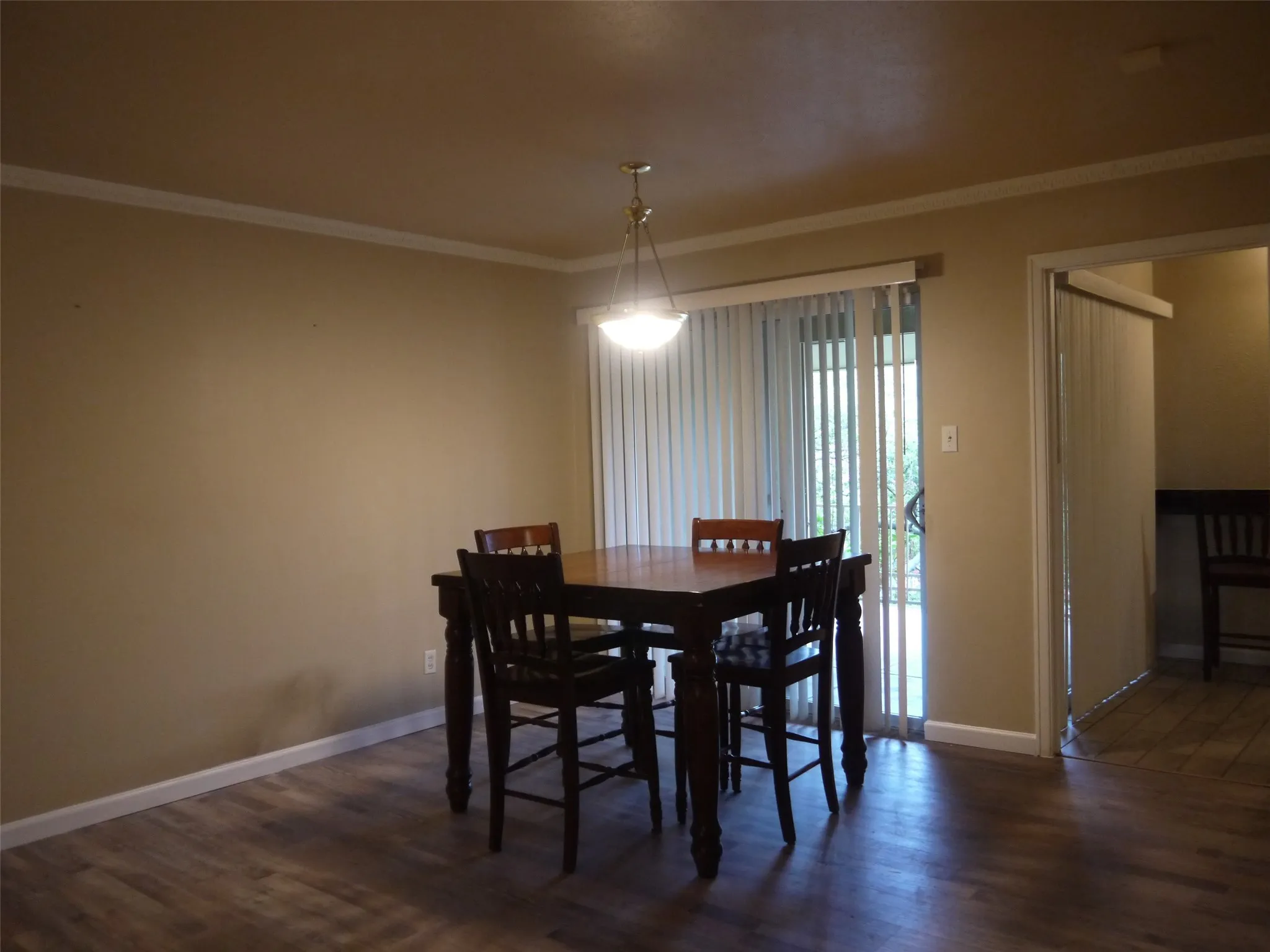 Condominium For Rent in Dallas County , 11316 Park Central Place C, Dallas, Texas 75230, 2 Bedroom, 2 Bathroom, Garage spaces, 1,137 Sqft, built in 1961, mls#21298325, Real Estate Agent in Dallas, Homes For Rent in Dallas county, Homes For Rent in Dallas, Realtor in Dallas Texas, Real Estate Brokerage Independent Realty Texas, Luminita Cordes Realtor