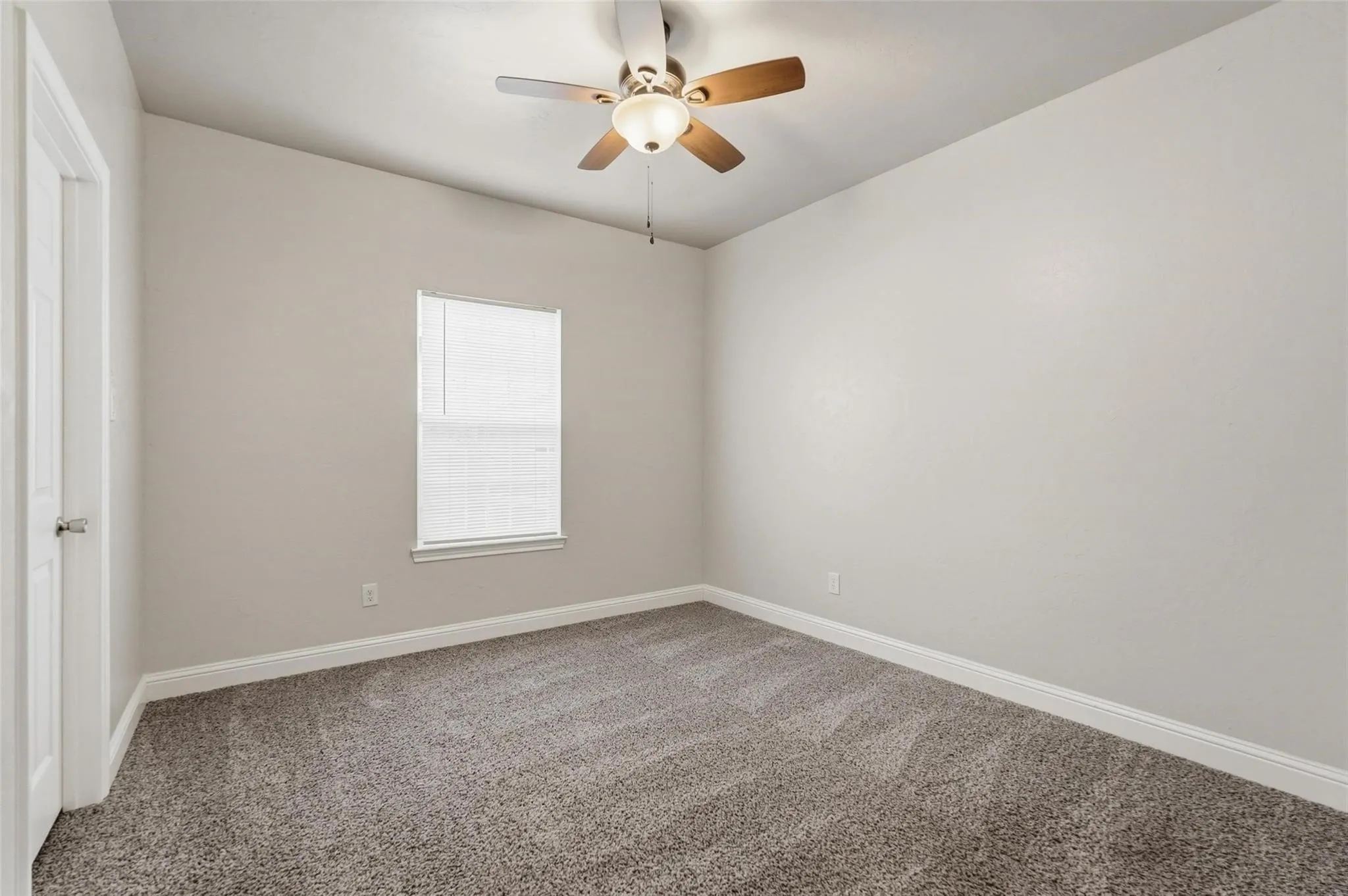Single Family Residence For Sale in Hunt County , 4104 Gordon Street, Greenville, Texas 75401, 3 Bedroom, 2 Bathroom, 1 Garage spaces, 1,296 Sqft, built in 2021, mls#21301566, Real Estate Agent in Greenville, Homes For Sale in Hunt county, Homes For Sale in Greenville, Realtor in Greenville Texas, Real Estate Brokerage Independent Realty Texas, Luminita Cordes Realtor