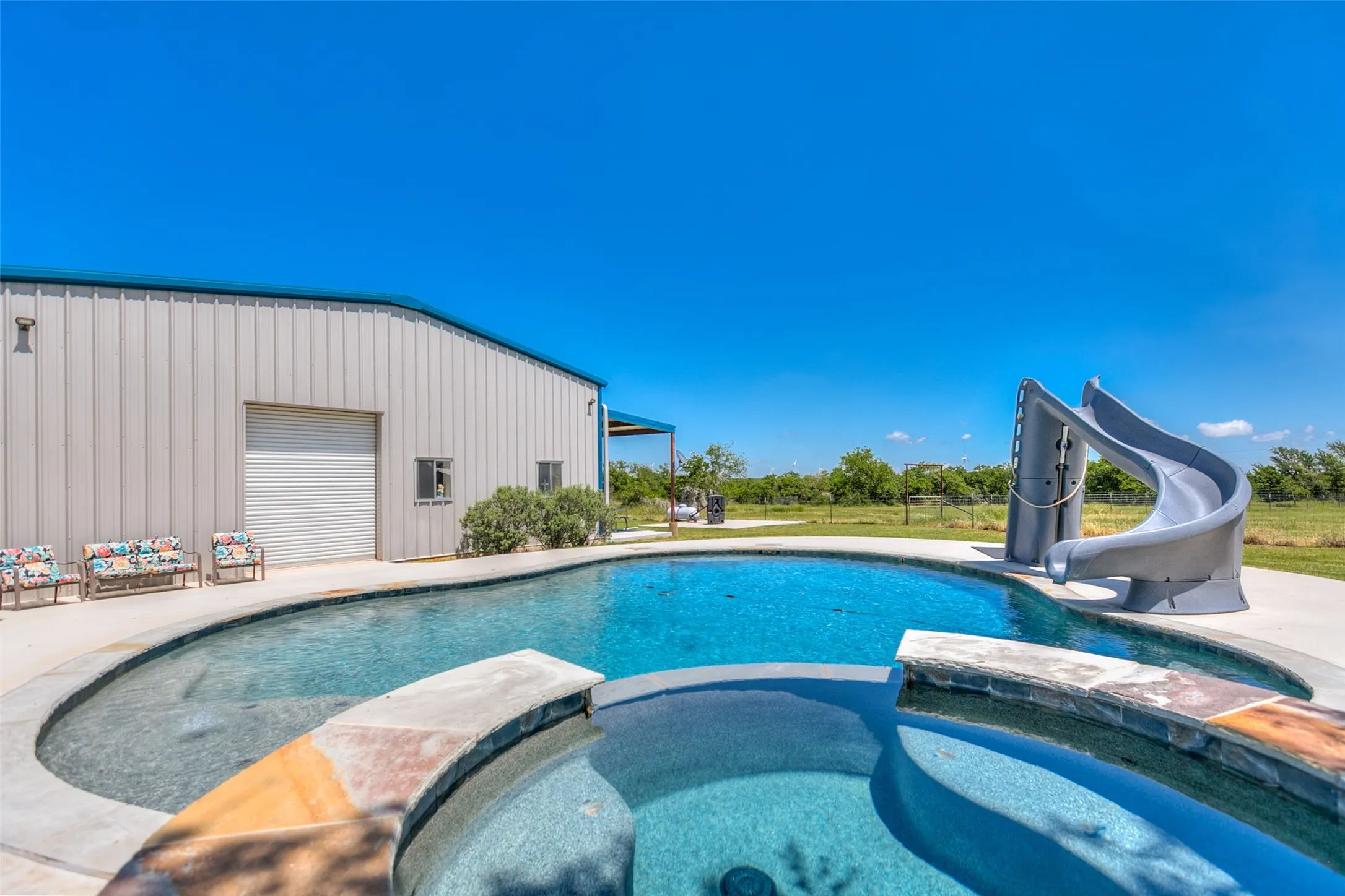 Farm For Sale in Brown County , 16967 CR 290, Zephyr, Texas 76890, 3 Bedroom, 3 Bathroom, Garage spaces, 2,789 Sqft, built in 2013, mls#21301576, Real Estate Agent in Zephyr, Homes For Sale in Brown county, Homes For Sale in Zephyr, Realtor in Zephyr Texas, Real Estate Brokerage Independent Realty Texas, Luminita Cordes Realtor