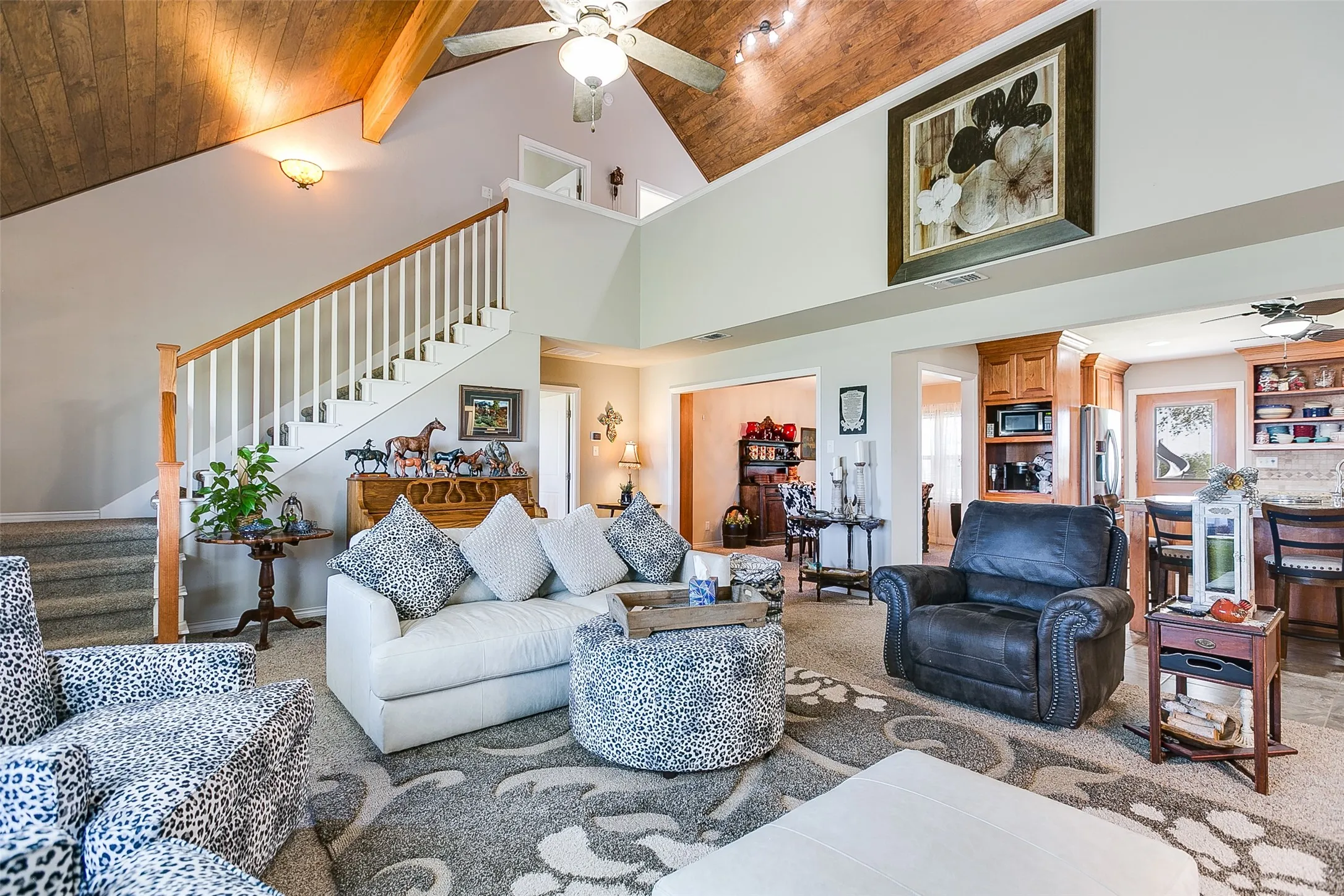 Farm For Sale in Brown County , 16967 CR 290, Zephyr, Texas 76890, 3 Bedroom, 3 Bathroom, Garage spaces, 2,789 Sqft, built in 2013, mls#21301576, Real Estate Agent in Zephyr, Homes For Sale in Brown county, Homes For Sale in Zephyr, Realtor in Zephyr Texas, Real Estate Brokerage Independent Realty Texas, Luminita Cordes Realtor