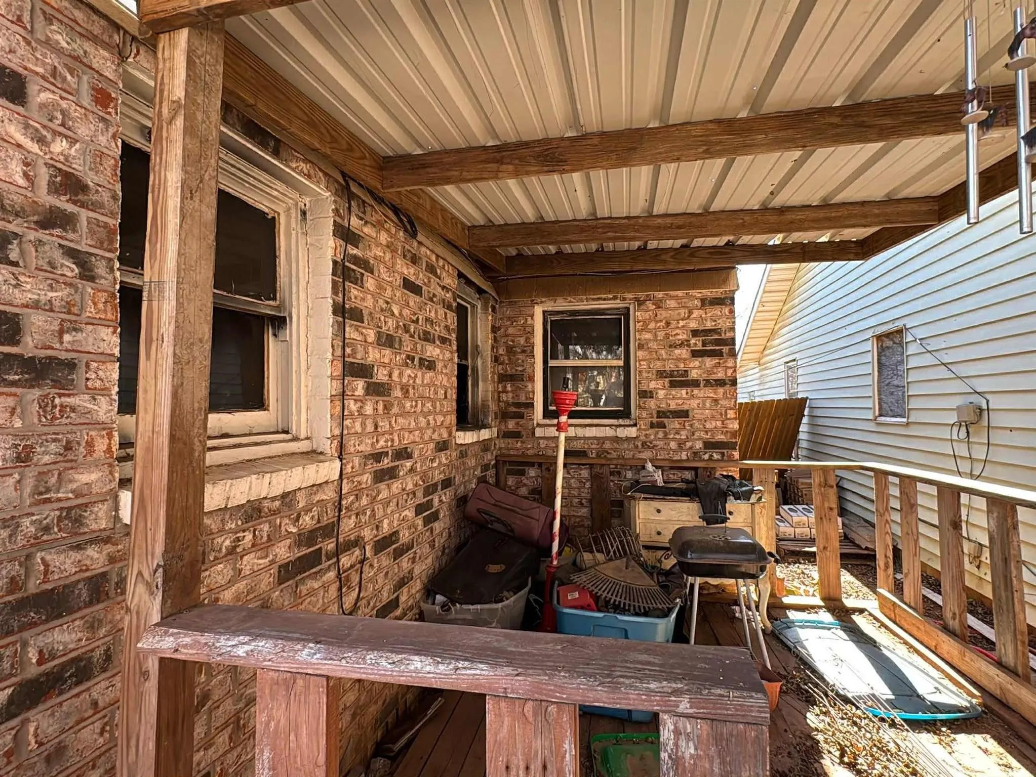 Single Family Residence For Sale in Wichita County , 807 Gerald Street, Wichita Falls, Texas 76301, 3 Bedroom, 1 Bathroom, Garage spaces, 1,368 Sqft, built in 1950, mls#21301578, Real Estate Agent in Wichita Falls, Homes For Sale in Wichita county, Homes For Sale in Wichita Falls, Realtor in Wichita Falls Texas, Real Estate Brokerage Independent Realty Texas, Luminita Cordes Realtor