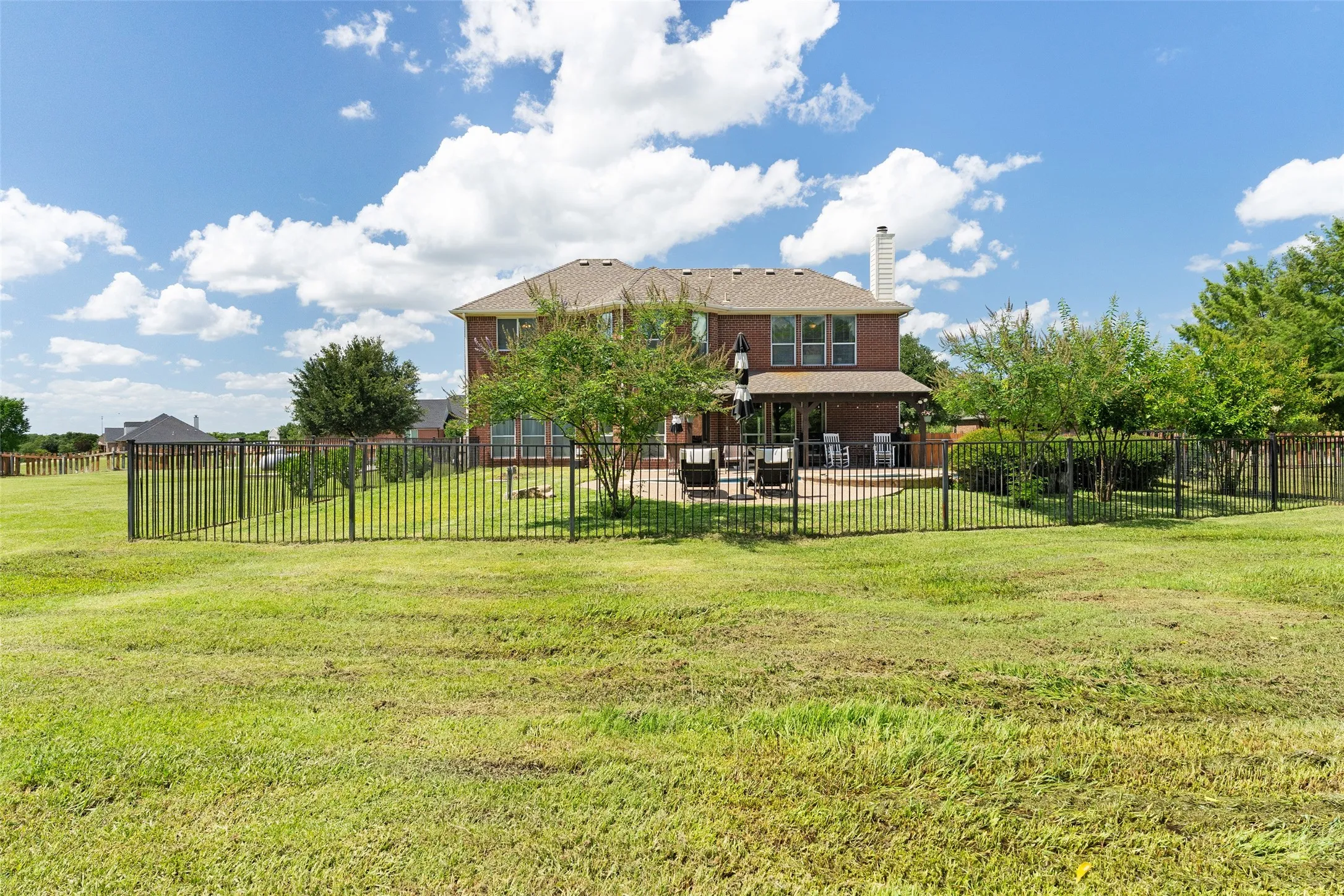 Single Family Residence For Sale in Collin County , 2305 Silver Maple Drive, St Paul, Texas 75098, 4 Bedroom, 4 Bathroom, 2 Garage spaces, 2,850 Sqft, built in 2003, mls#21298833, Real Estate Agent in St Paul, Homes For Sale in Collin county, Homes For Sale in St Paul, Realtor in St Paul Texas, Real Estate Brokerage Independent Realty Texas, Luminita Cordes Realtor