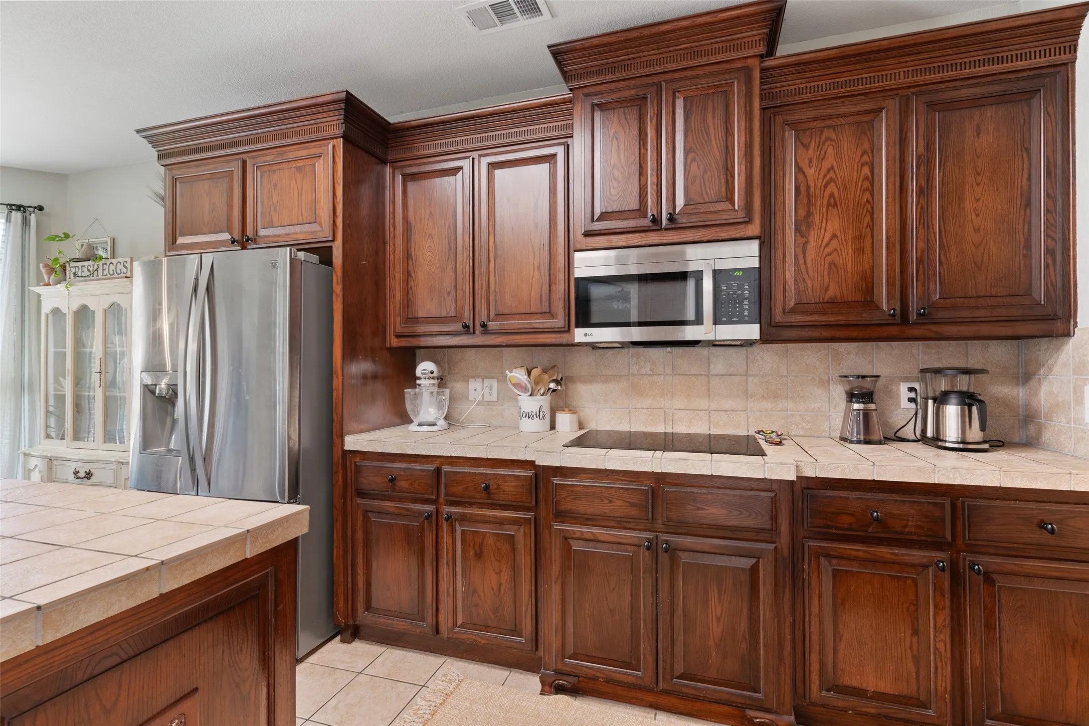 Tons of beautiful cabinetry!