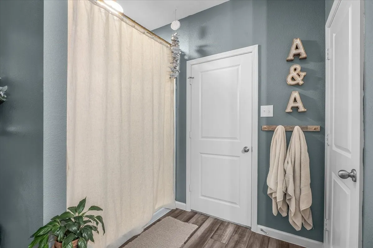 Single Family Residence For Sale in Tarrant County , 1537 Shadow Hawk Drive, Fort Worth, Texas 76052, 4 Bedroom, 2 Bathroom, 2 Garage spaces, 1,725 Sqft, built in 2023, mls#21301288, Real Estate Agent in Fort Worth, Homes For Sale in Tarrant county, Homes For Sale in Fort Worth, Realtor in Fort Worth Texas, Real Estate Brokerage Independent Realty Texas, Luminita Cordes Realtor