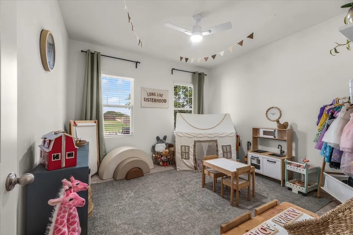 Single Family Residence For Sale in Tarrant County , 1537 Shadow Hawk Drive, Fort Worth, Texas 76052, 4 Bedroom, 2 Bathroom, 2 Garage spaces, 1,725 Sqft, built in 2023, mls#21301288, Real Estate Agent in Fort Worth, Homes For Sale in Tarrant county, Homes For Sale in Fort Worth, Realtor in Fort Worth Texas, Real Estate Brokerage Independent Realty Texas, Luminita Cordes Realtor