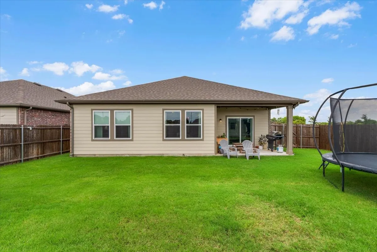 Single Family Residence For Sale in Tarrant County , 1537 Shadow Hawk Drive, Fort Worth, Texas 76052, 4 Bedroom, 2 Bathroom, 2 Garage spaces, 1,725 Sqft, built in 2023, mls#21301288, Real Estate Agent in Fort Worth, Homes For Sale in Tarrant county, Homes For Sale in Fort Worth, Realtor in Fort Worth Texas, Real Estate Brokerage Independent Realty Texas, Luminita Cordes Realtor